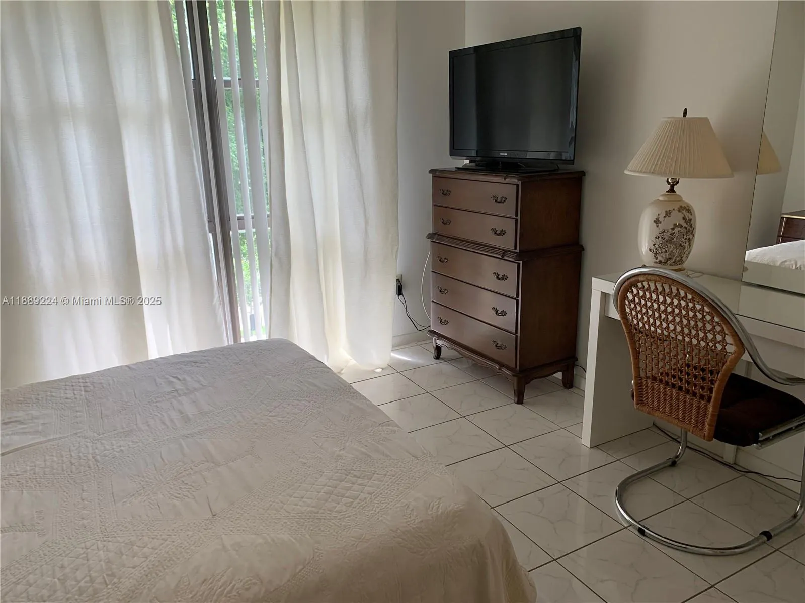 17500 N Bay Rd, #S308