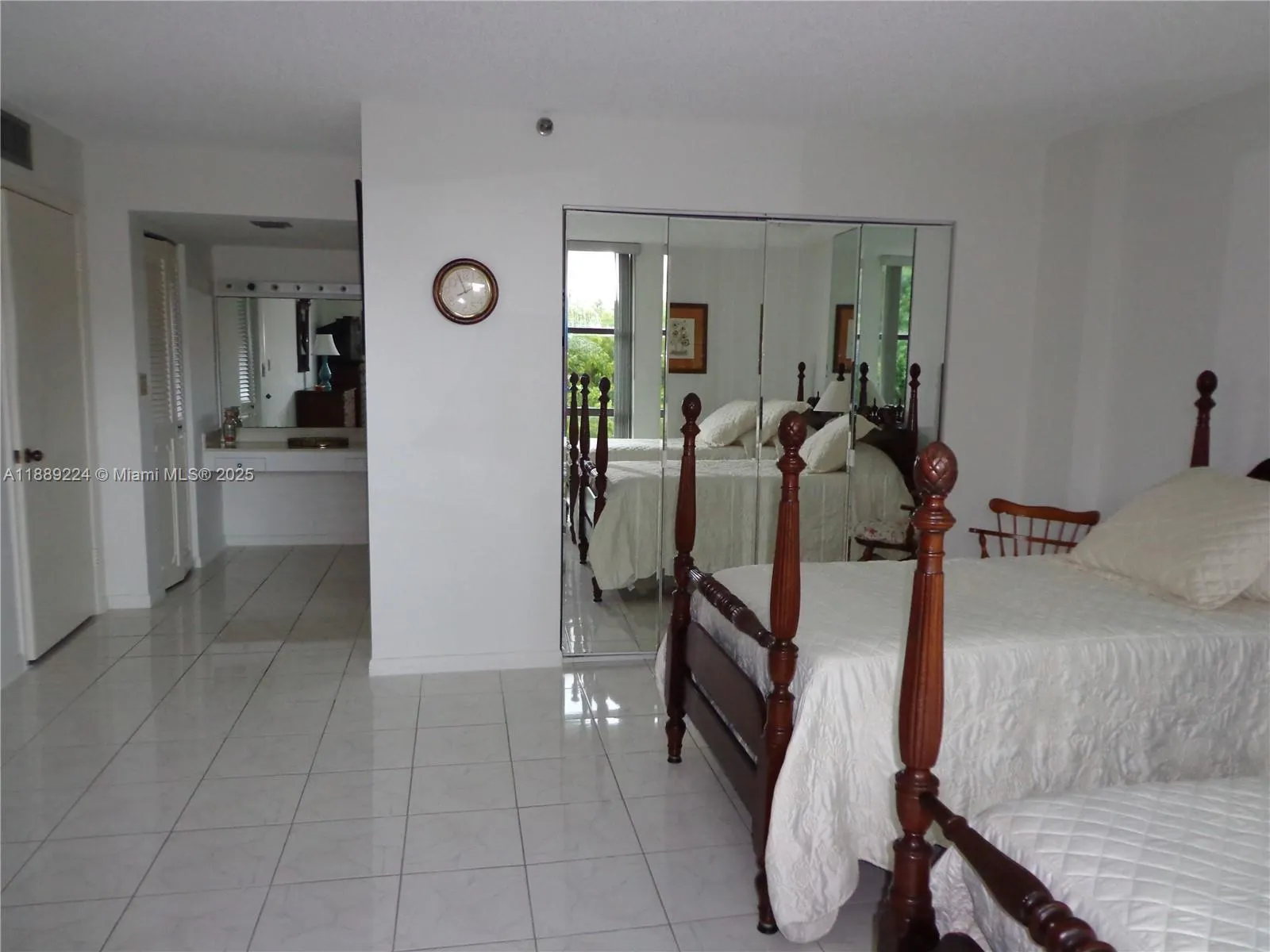 17500 N Bay Rd, #S308