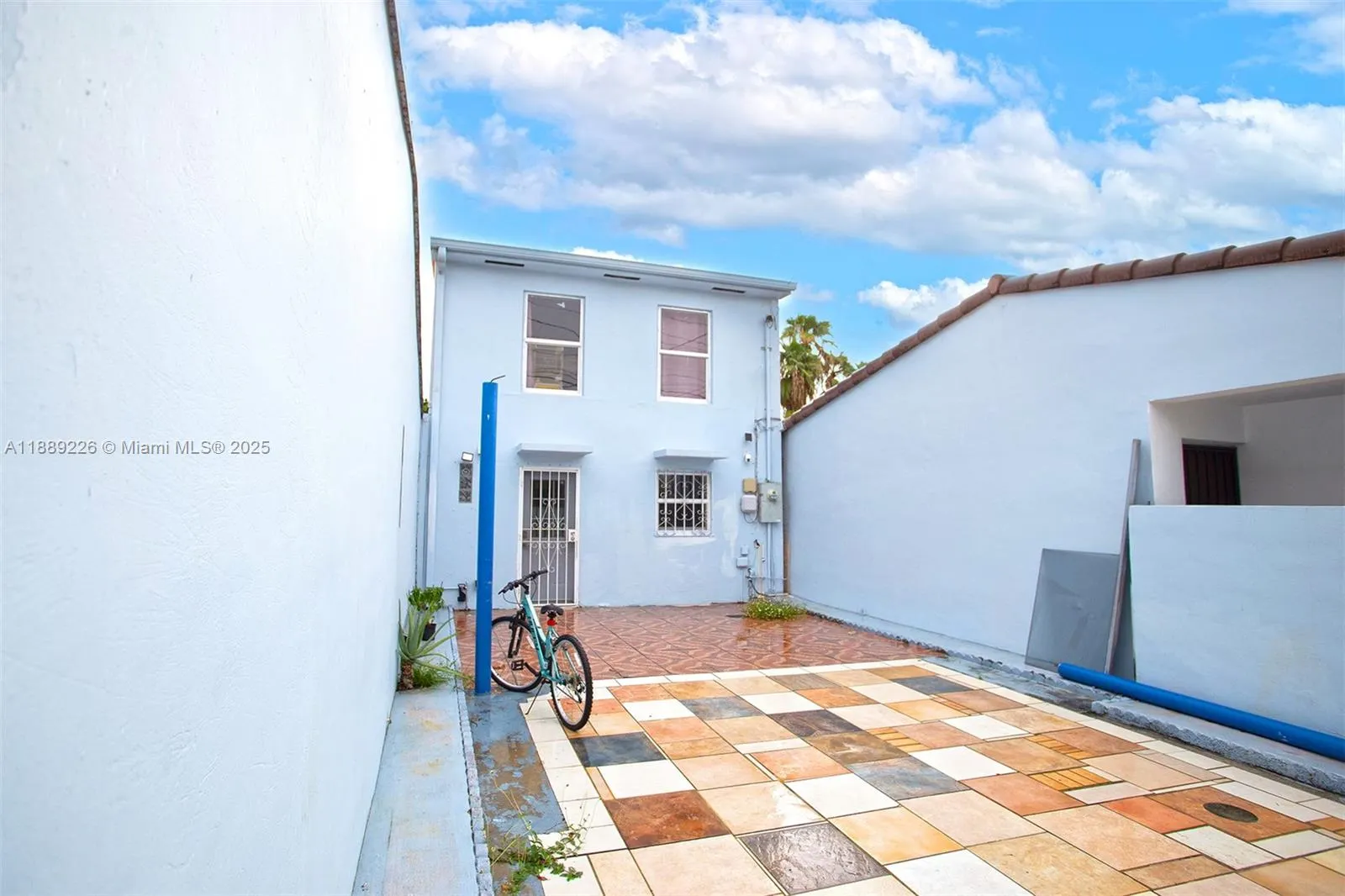 7000 W 15th Ct