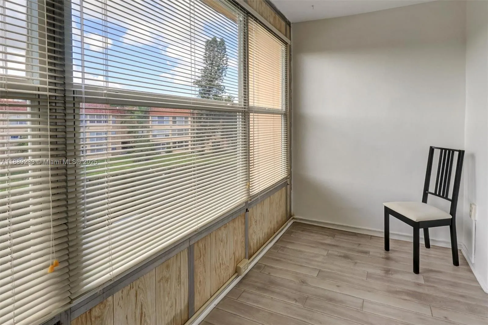 9010 Sunrise Lakes Blvd, #306