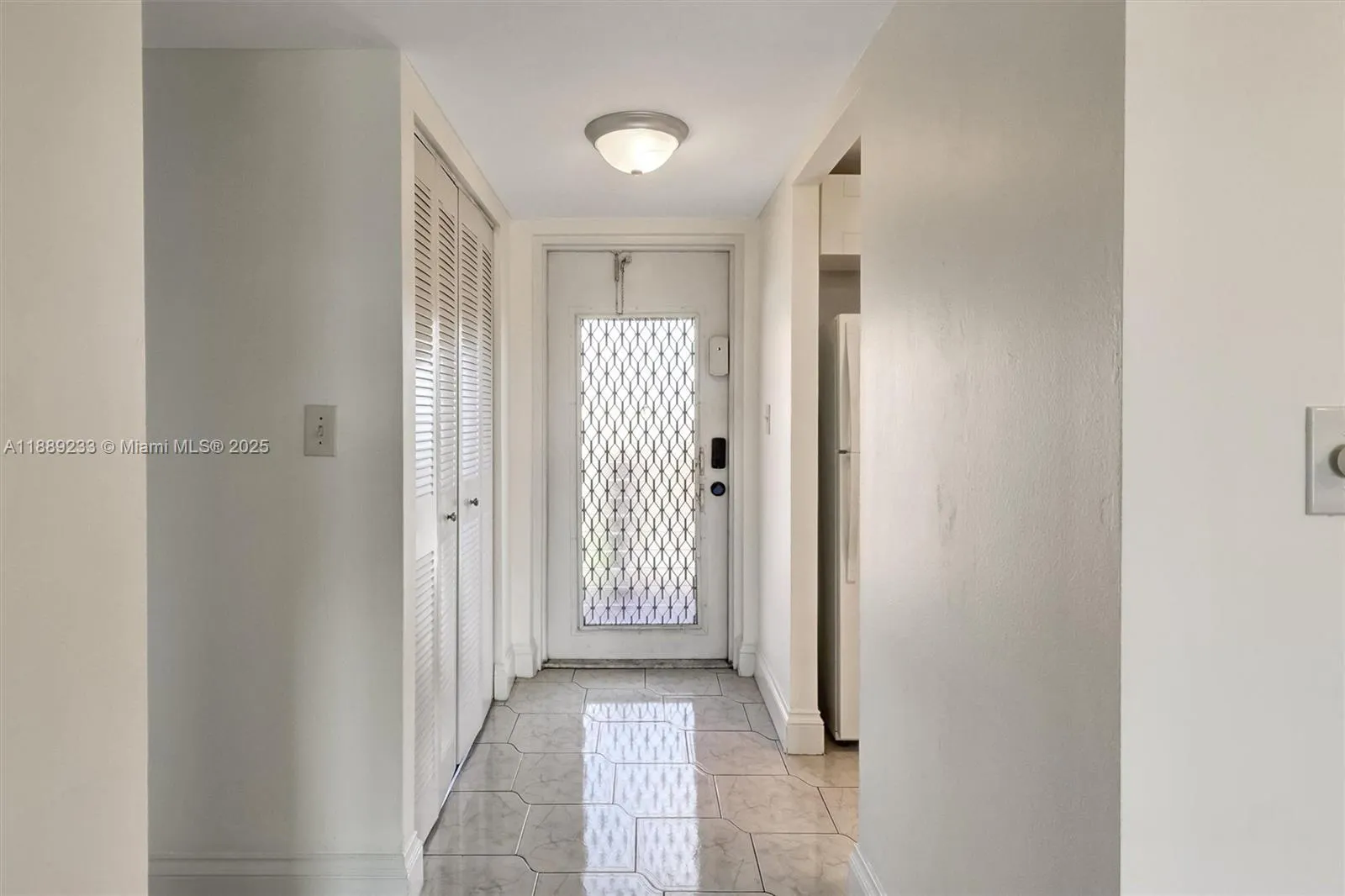 9010 Sunrise Lakes Blvd, #306