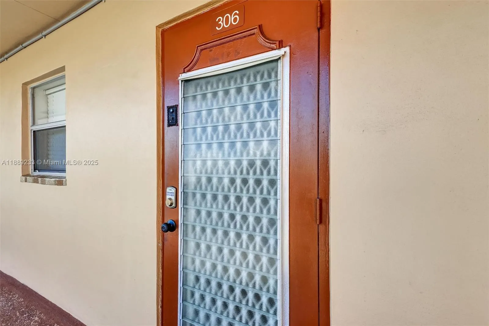 9010 Sunrise Lakes Blvd, #306