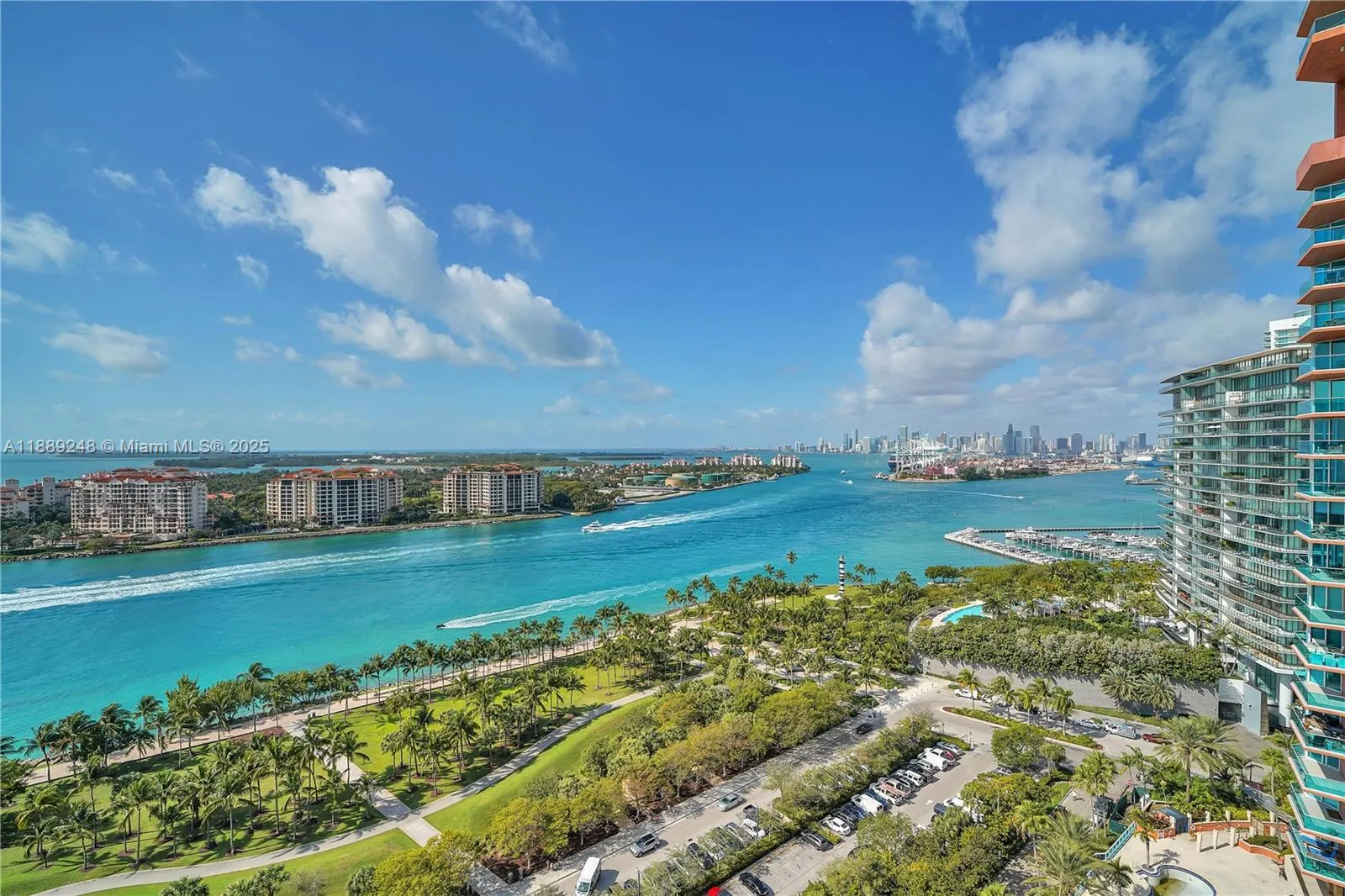 400 S Pointe Dr, #2305