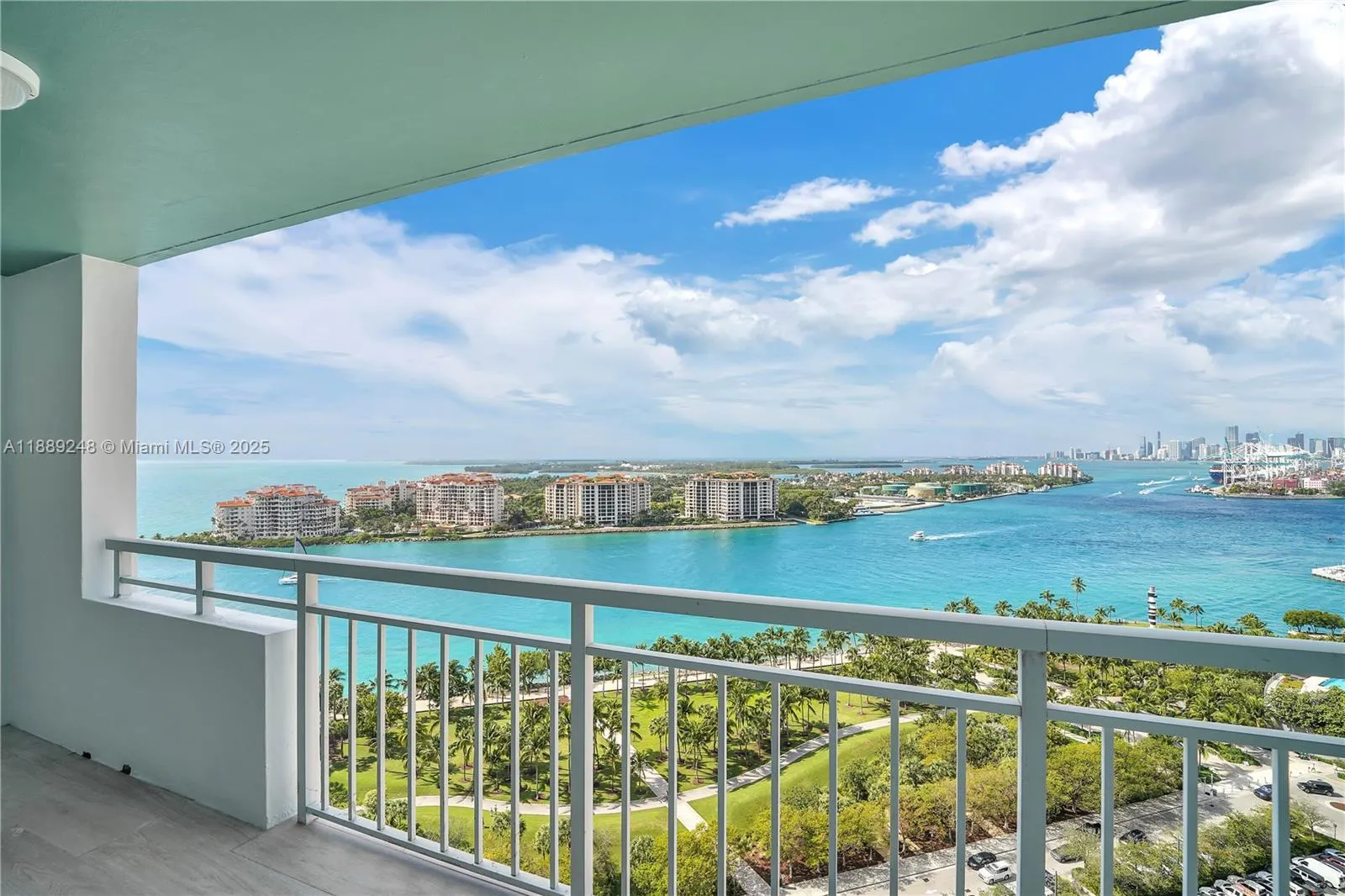 400 S Pointe Dr, #2305