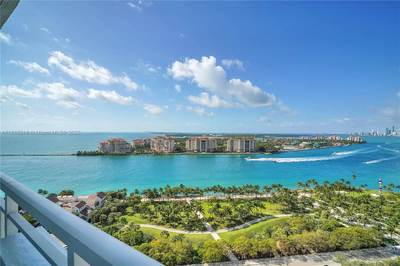 400 S Pointe Dr, #2305
