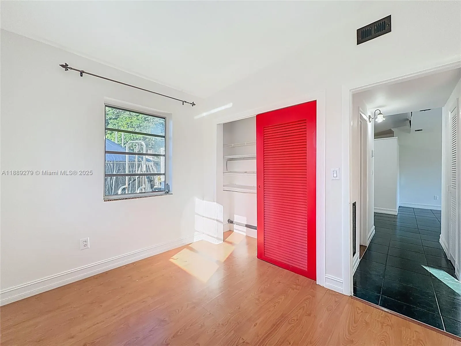 4161 NE 15th Ter, #0