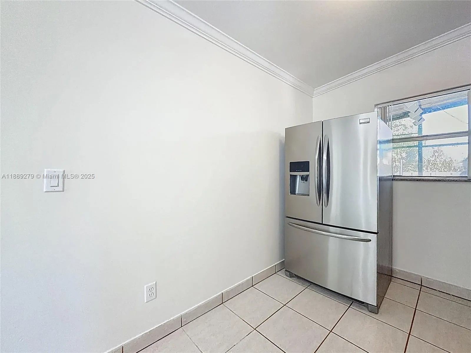 4161 NE 15th Ter, #0