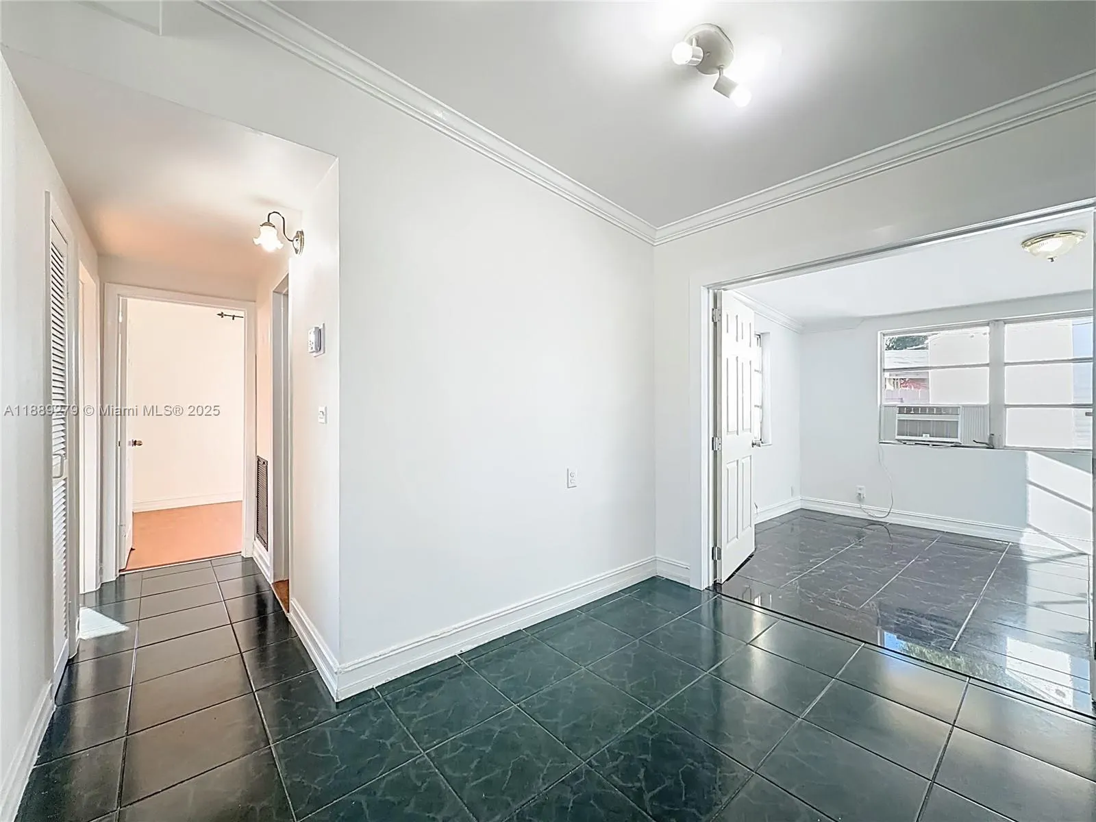 4161 NE 15th Ter, #0