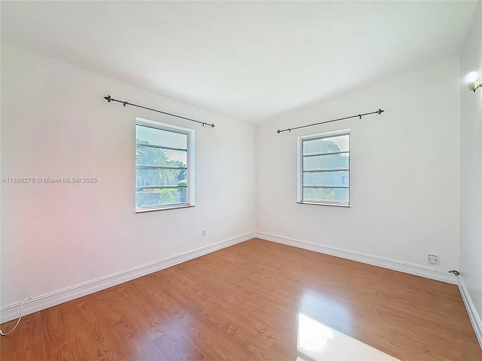 4161 NE 15th Ter, #0
