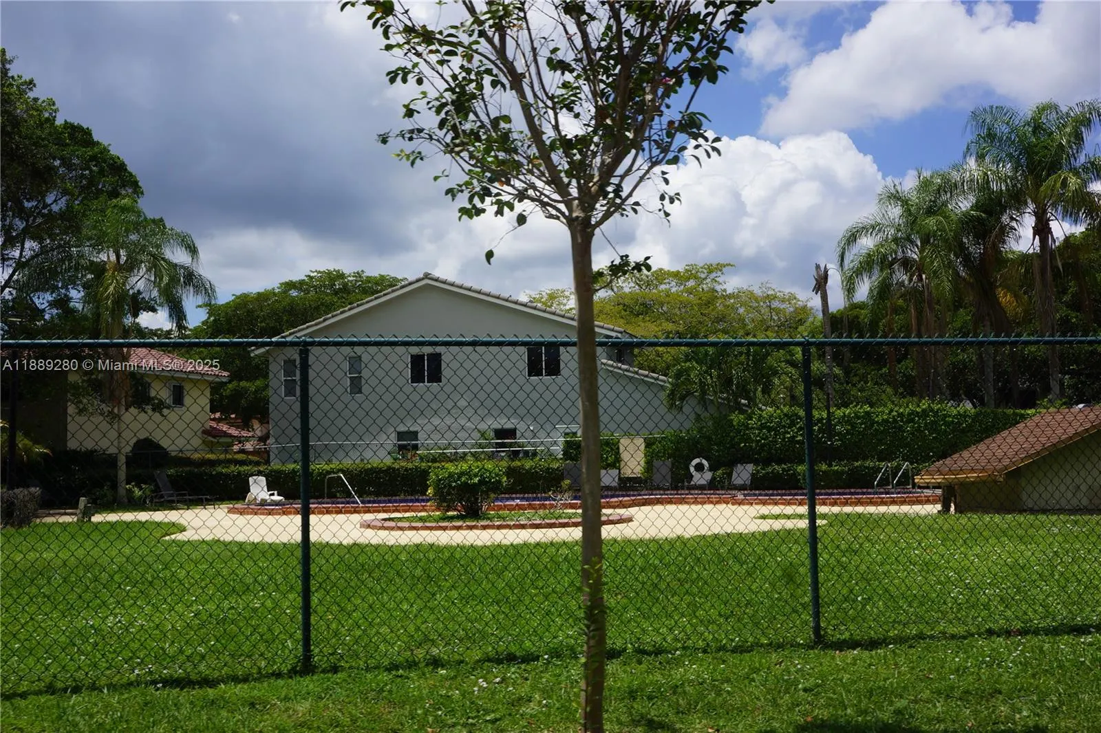 11 SW 94th Ter, #2