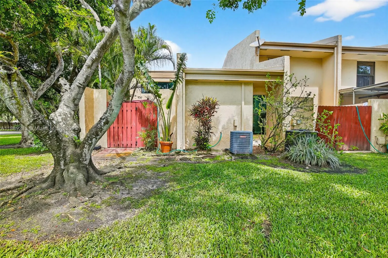 9770 NW 15th St, #293