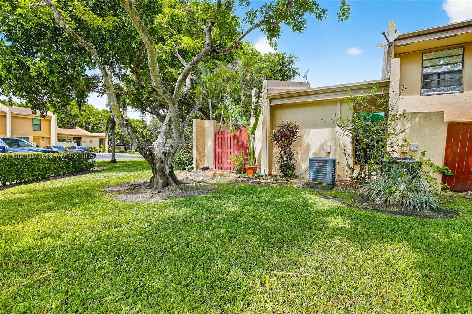 9770 NW 15th St, #293