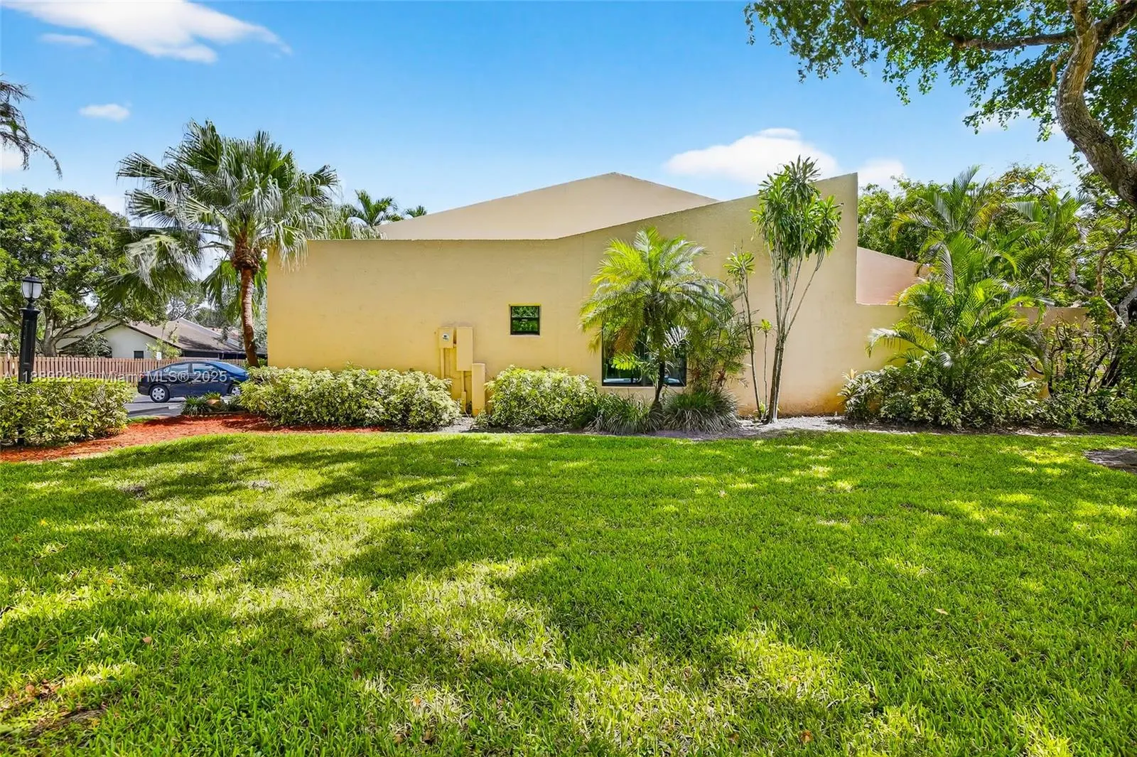 9770 NW 15th St, #293