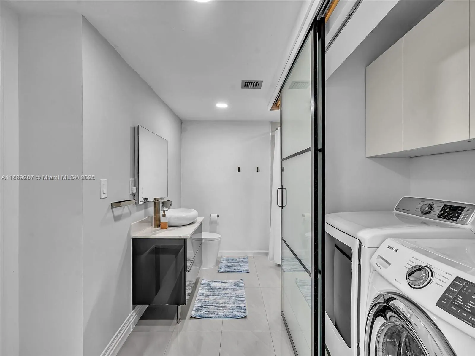 20191 E Country Club Dr, #511