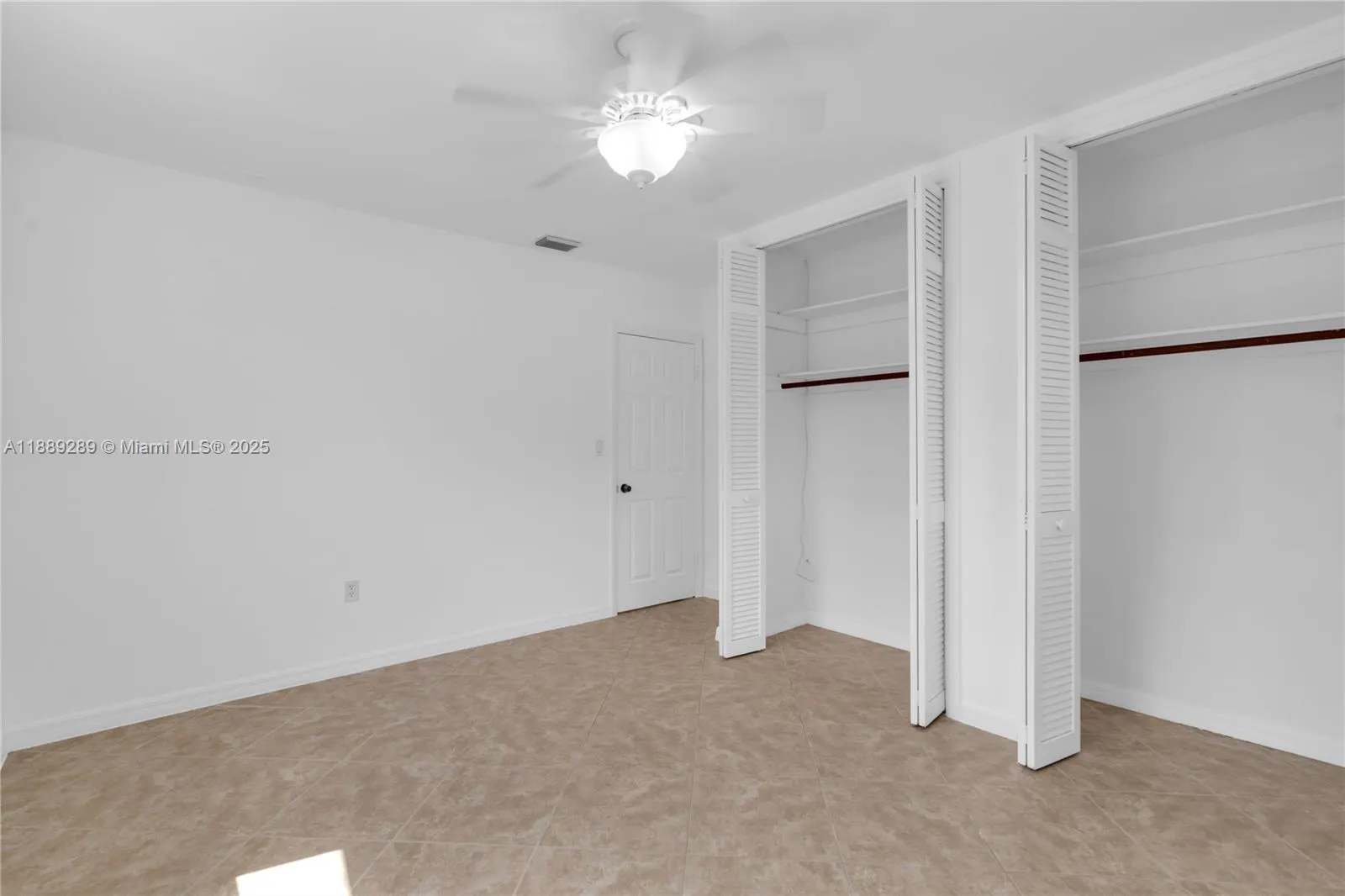 1621 NW 85th Way