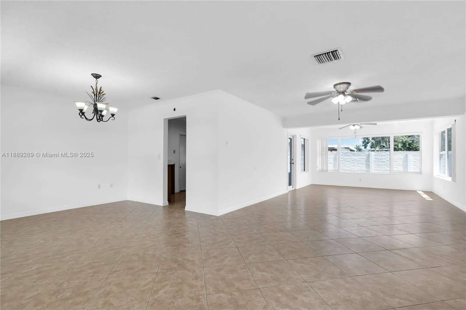 1621 NW 85th Way