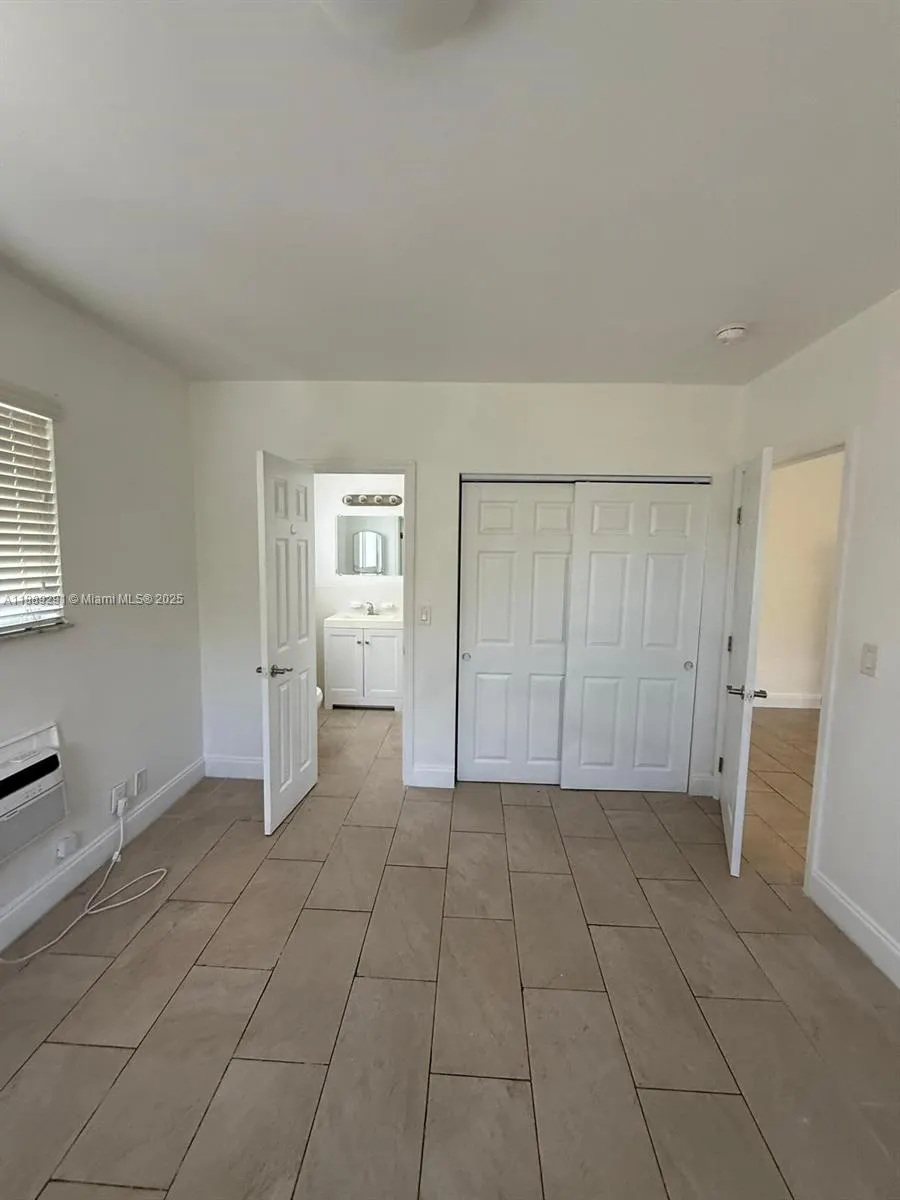 7155 Rue Notre Dame, #6