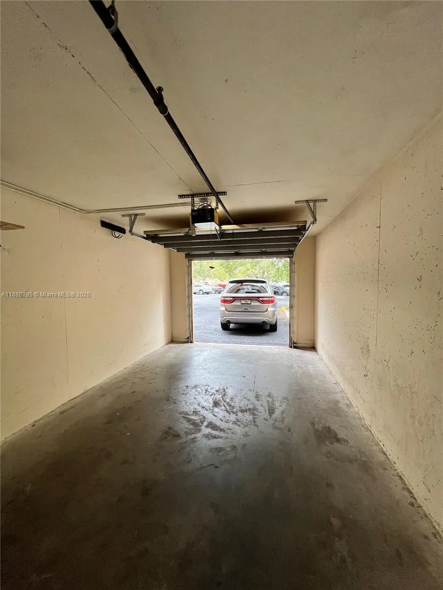4171 San Marino Blvd, #203