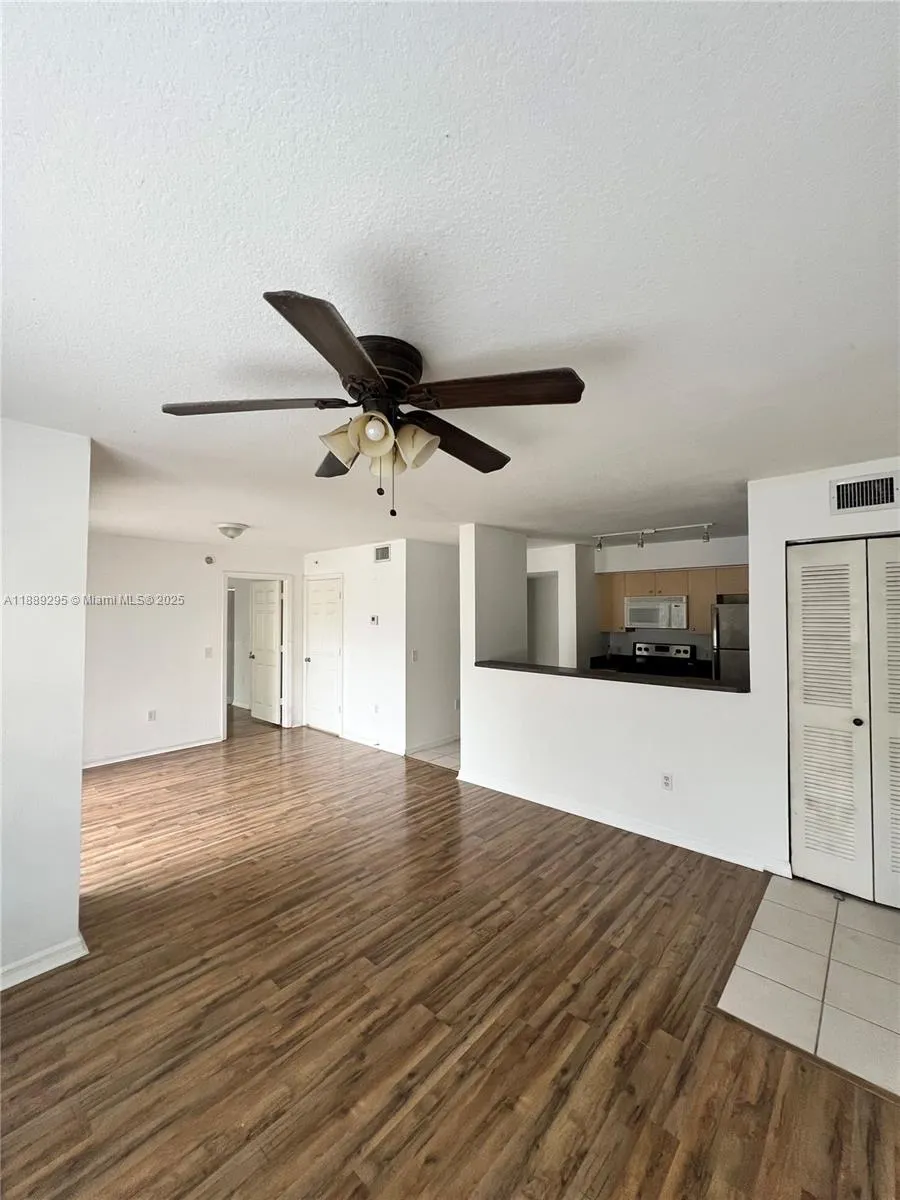 4171 San Marino Blvd, #203
