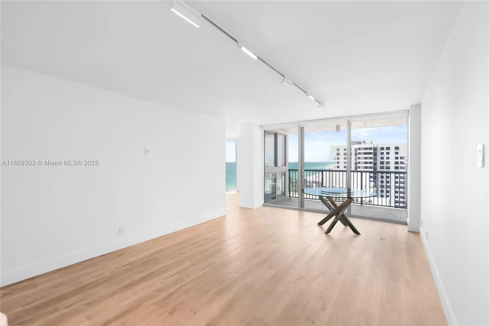 2655 Collins Ave, #2408
