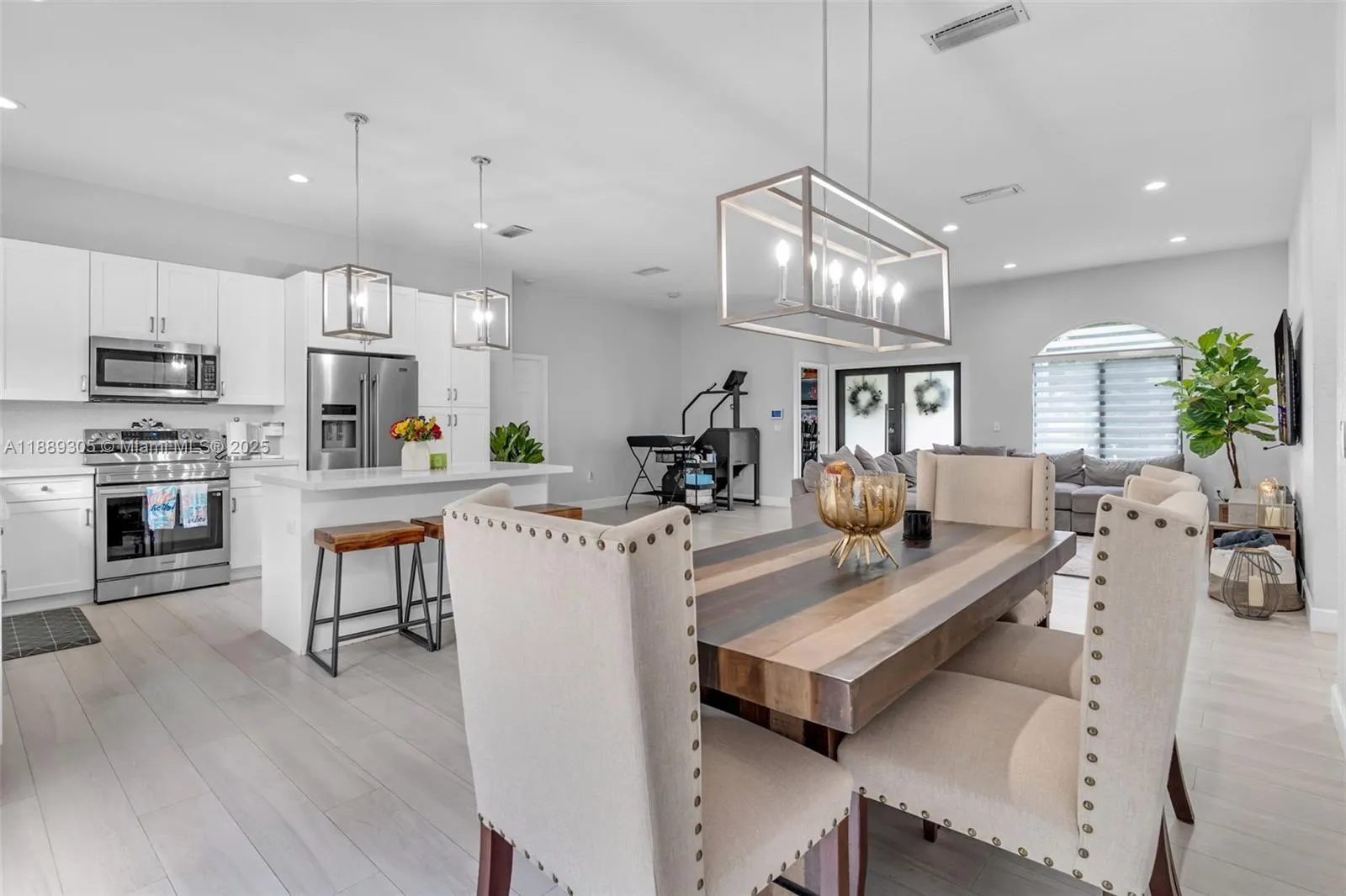 16051 SW 138th Ter