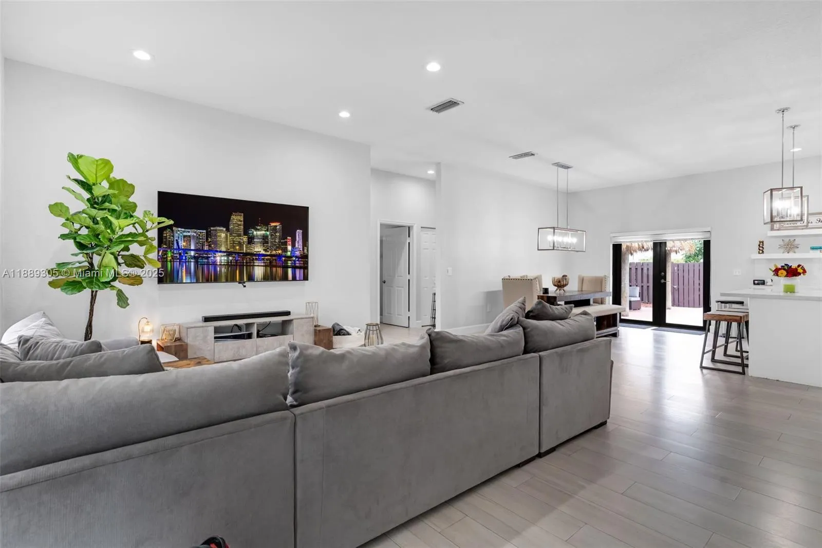 16051 SW 138th Ter