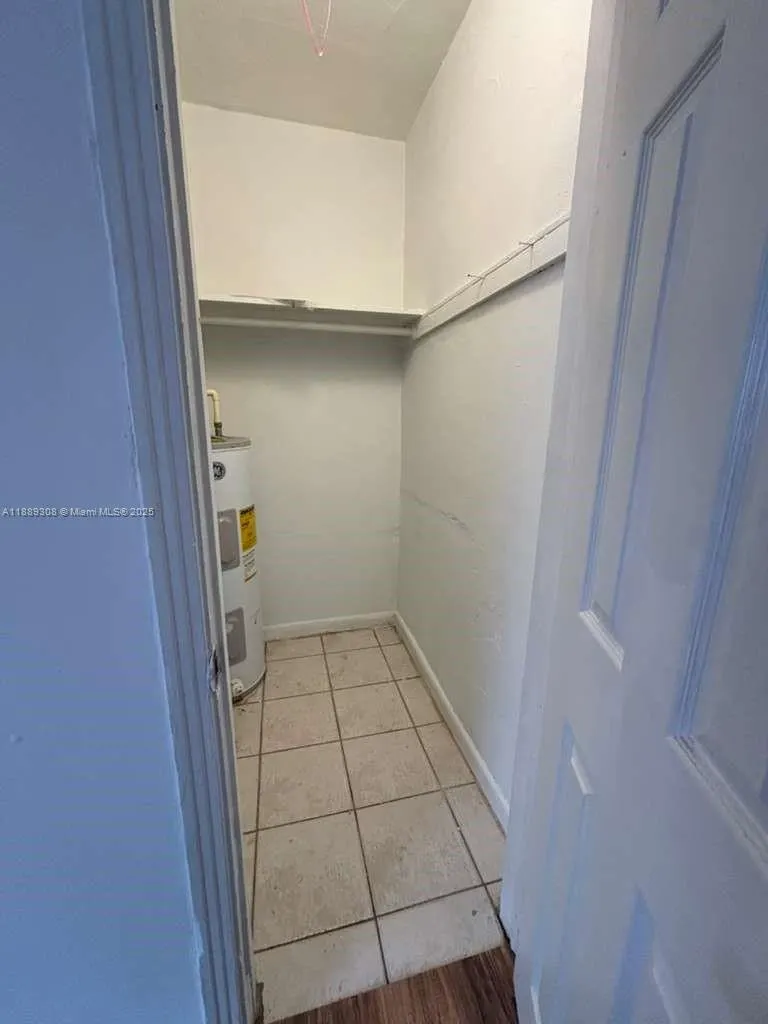 146 NE 55th St, #148