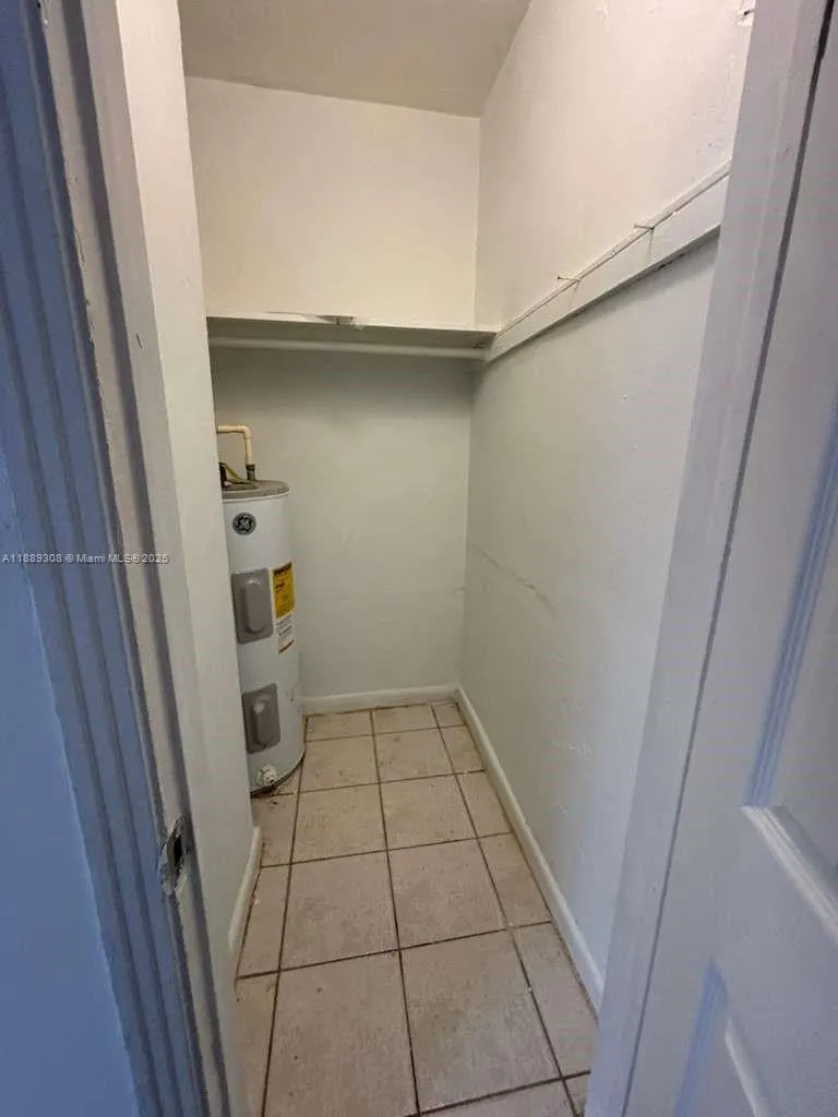146 NE 55th St, #148
