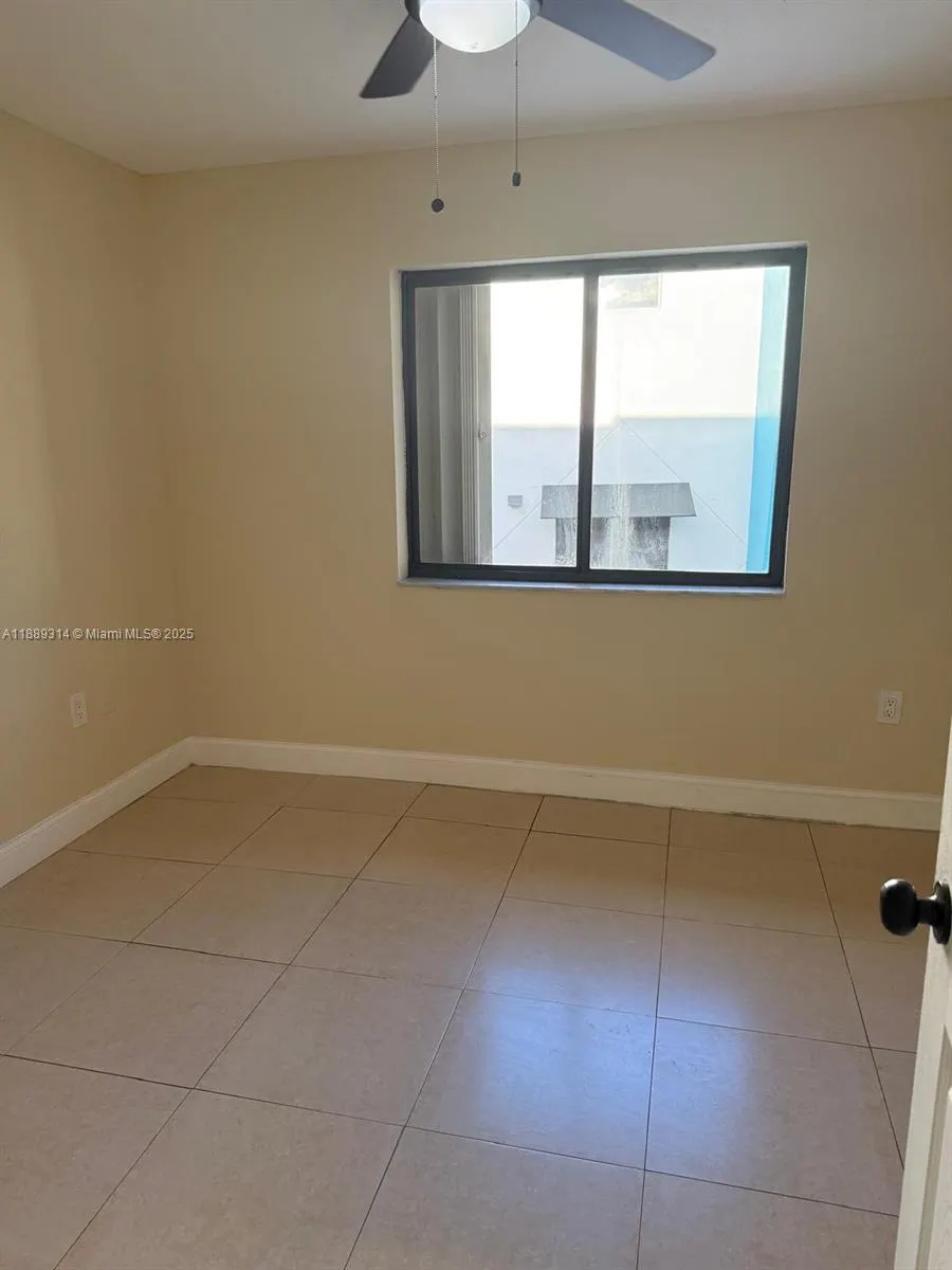 2310 W 60th St, #7-G
