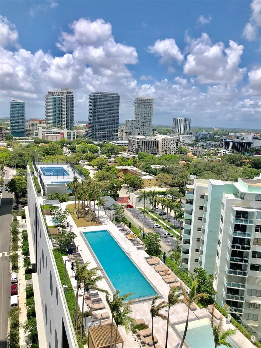 3131 NE 7TH AVENUE, #2705