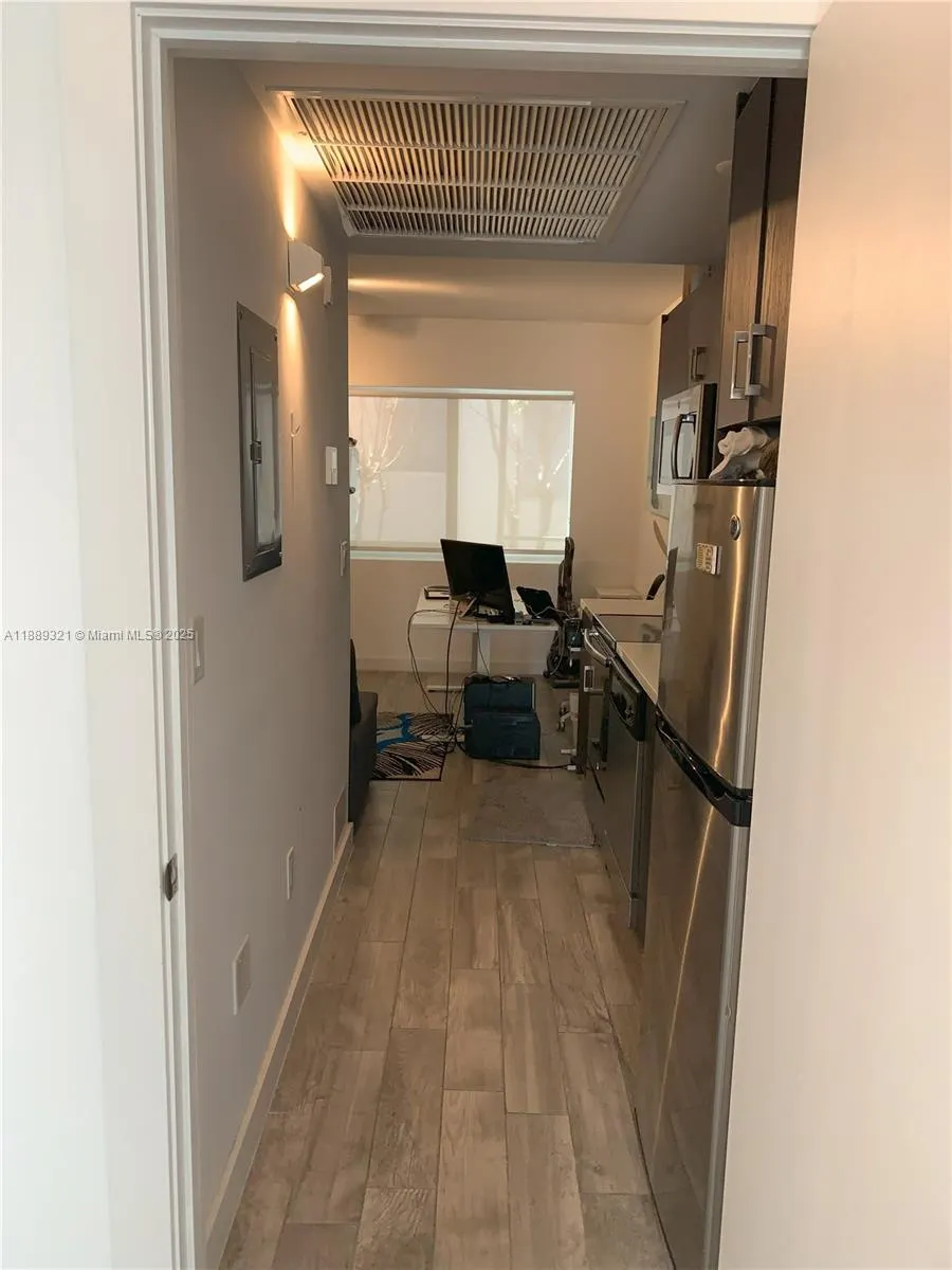 1035 Euclid Ave, #26