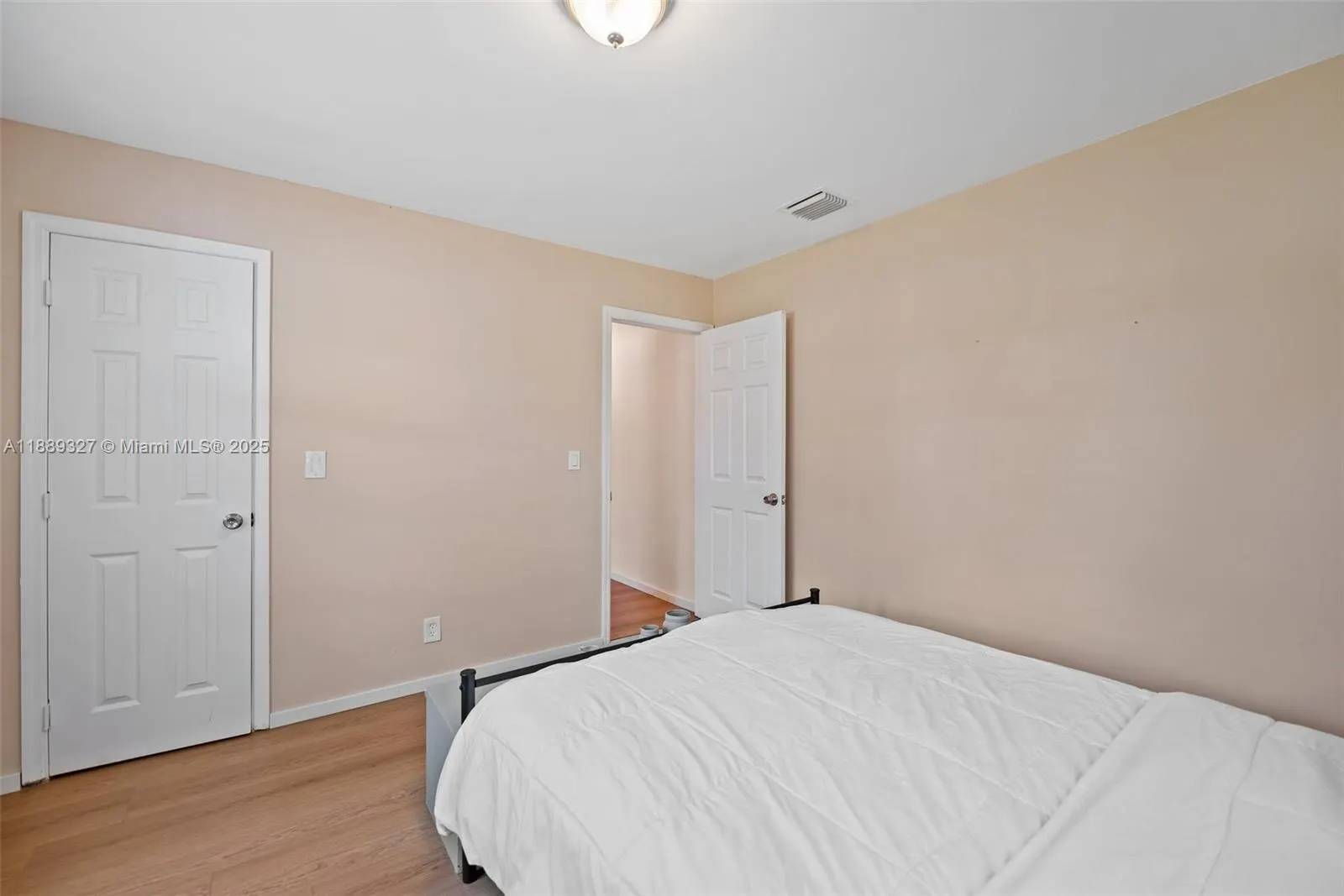 1480 SW 26th Ave