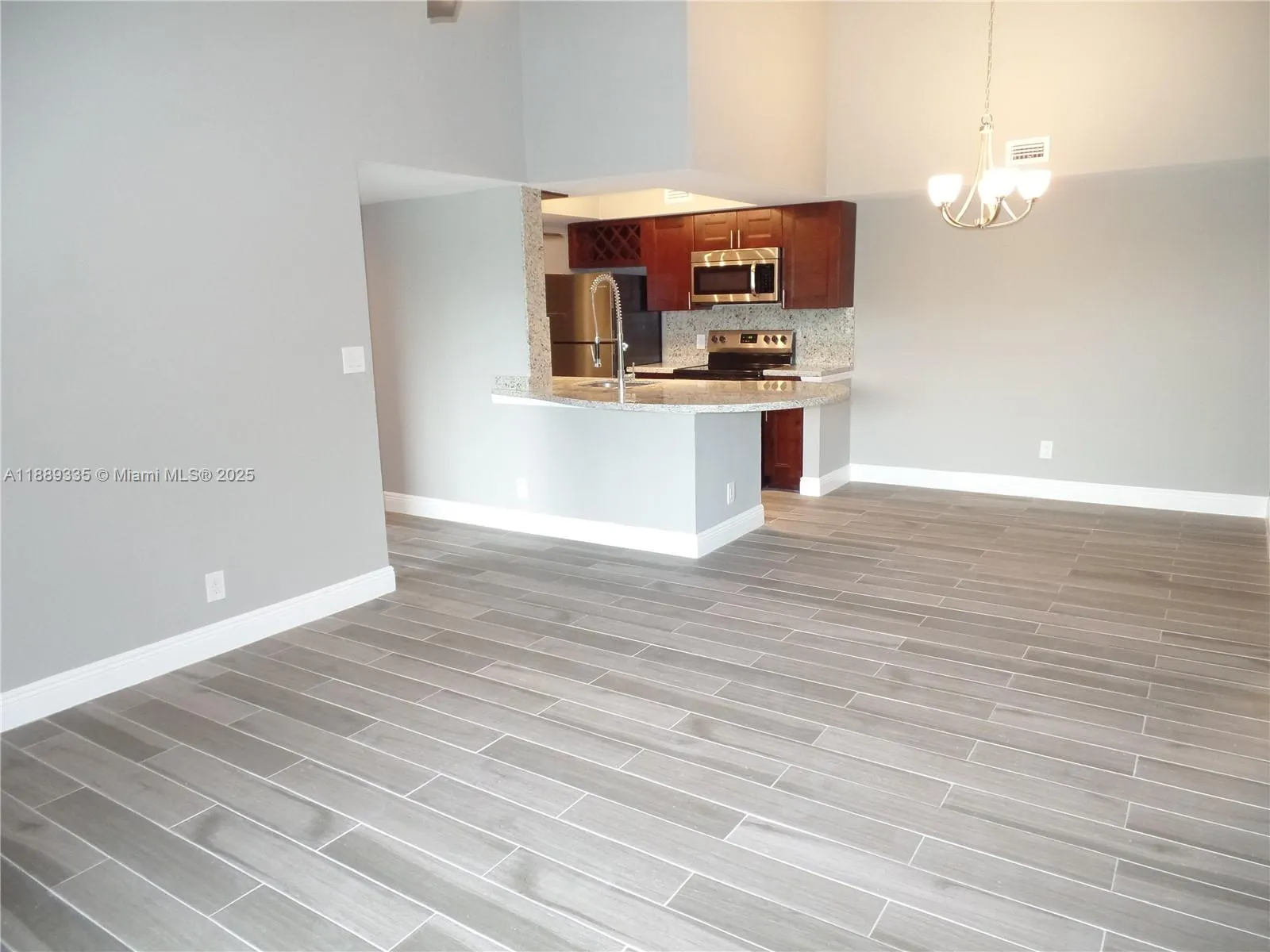 5654 Rock Island Rd, #230