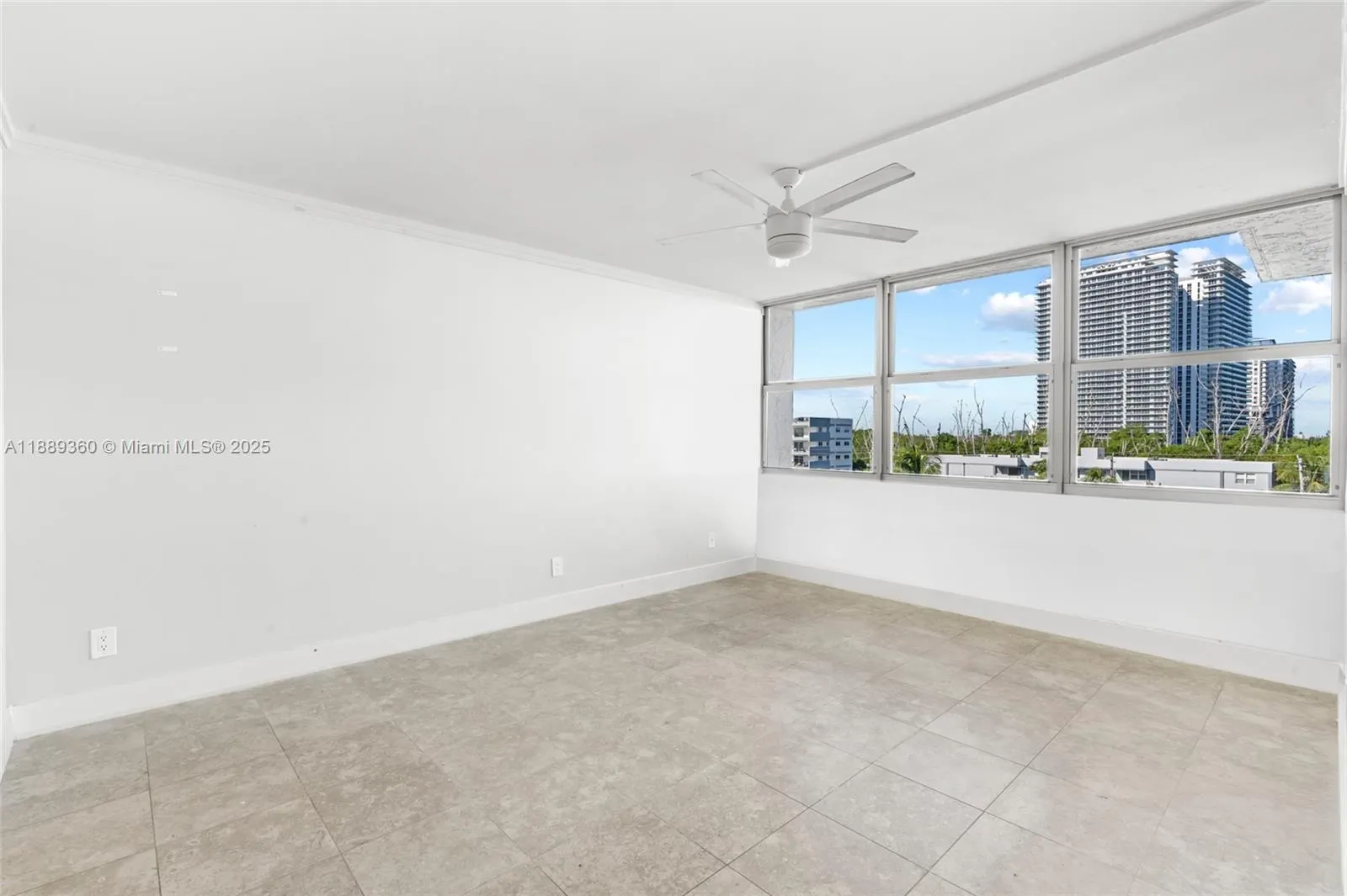 16565 NE 26th Ave, #6C