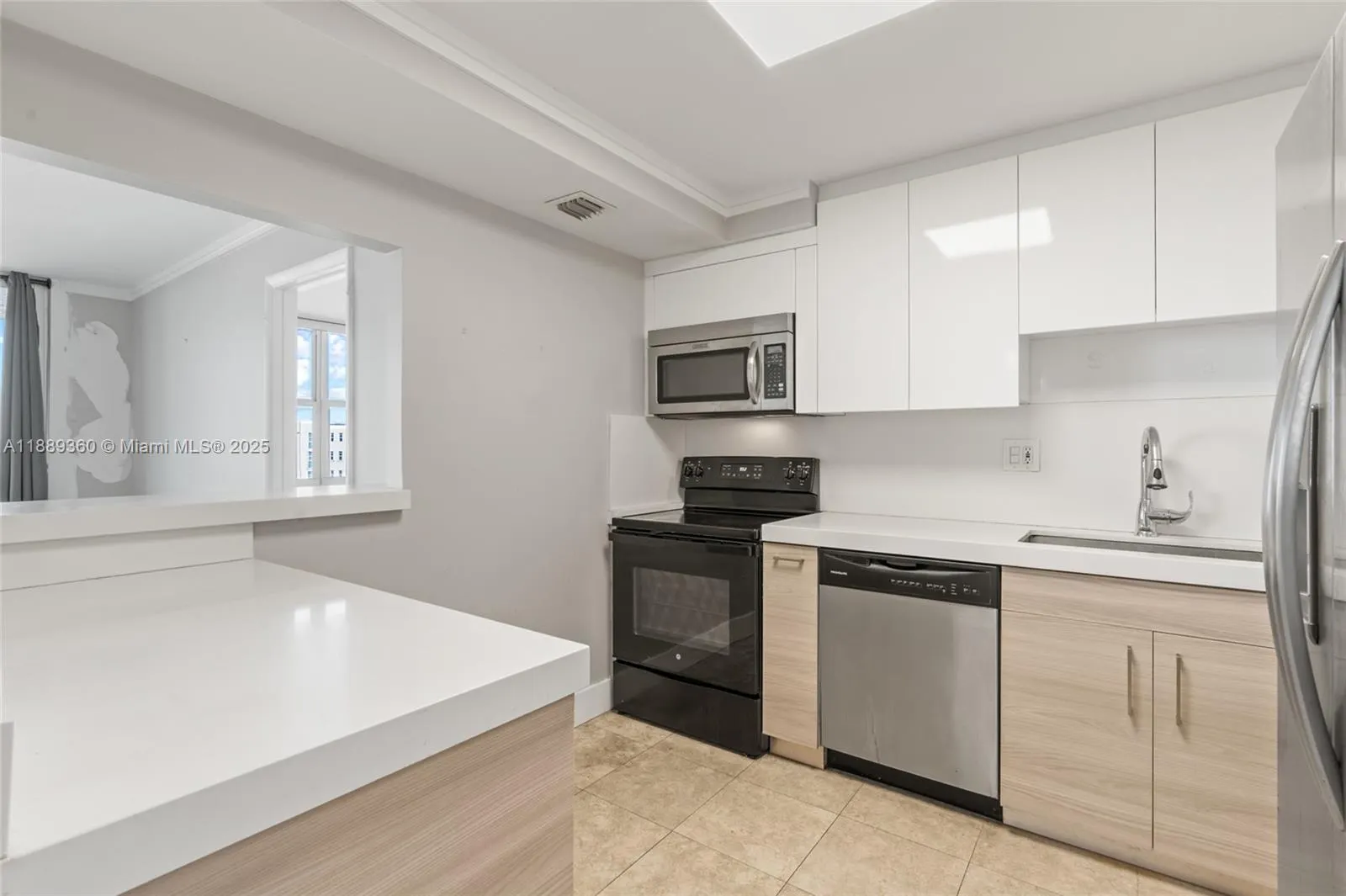 16565 NE 26th Ave, #6C