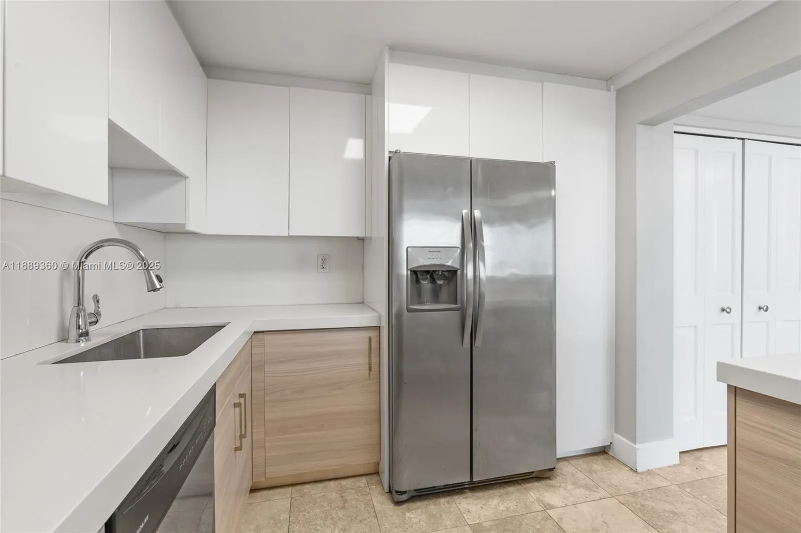 16565 NE 26th Ave, #6C
