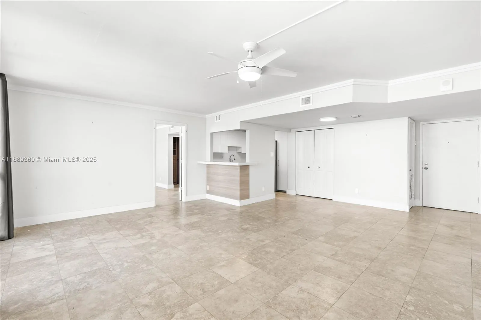 16565 NE 26th Ave, #6C