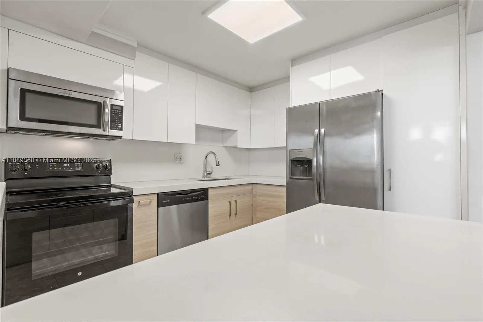 16565 NE 26th Ave, #6C