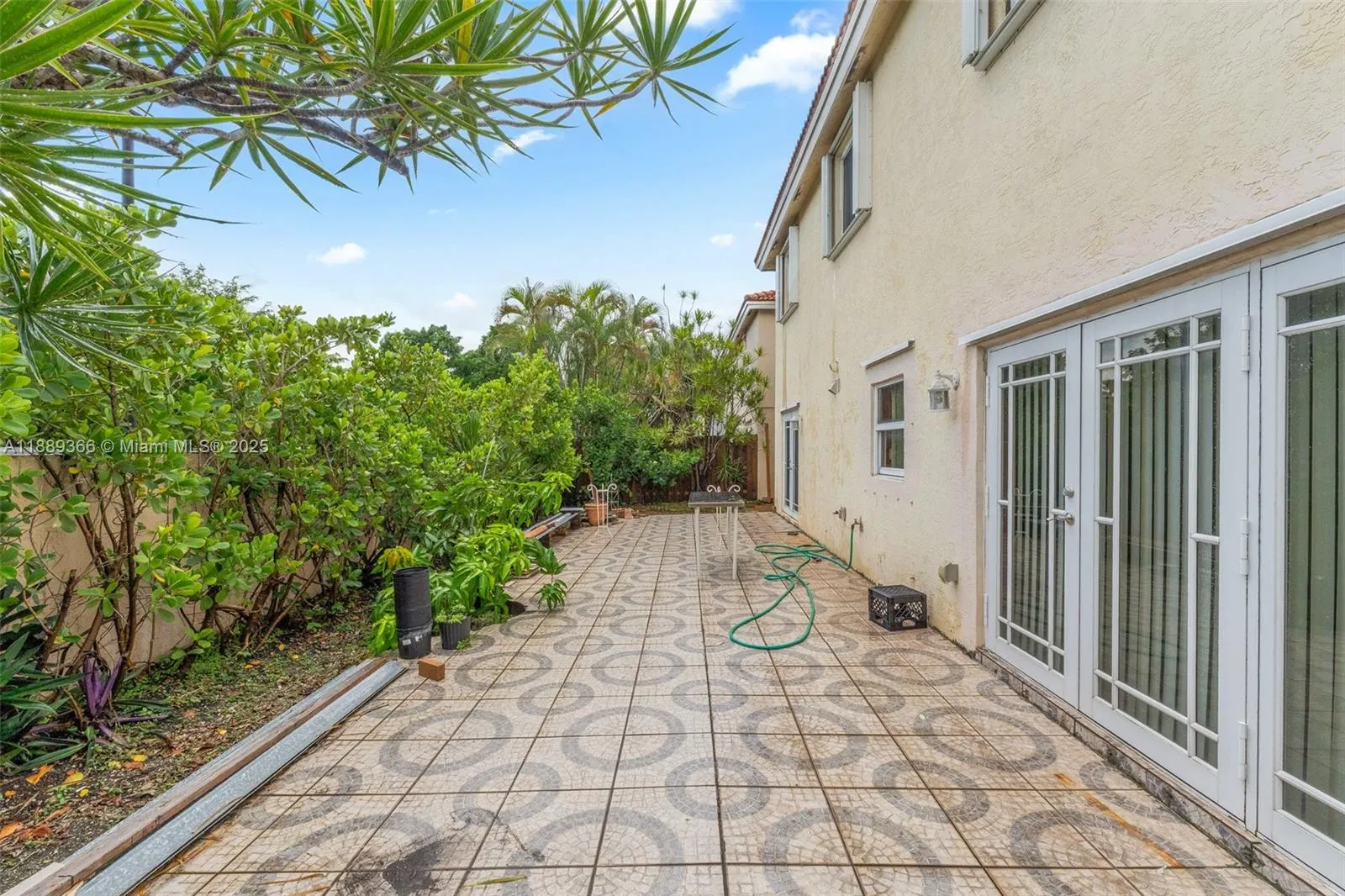 10201 NW 57th Ter