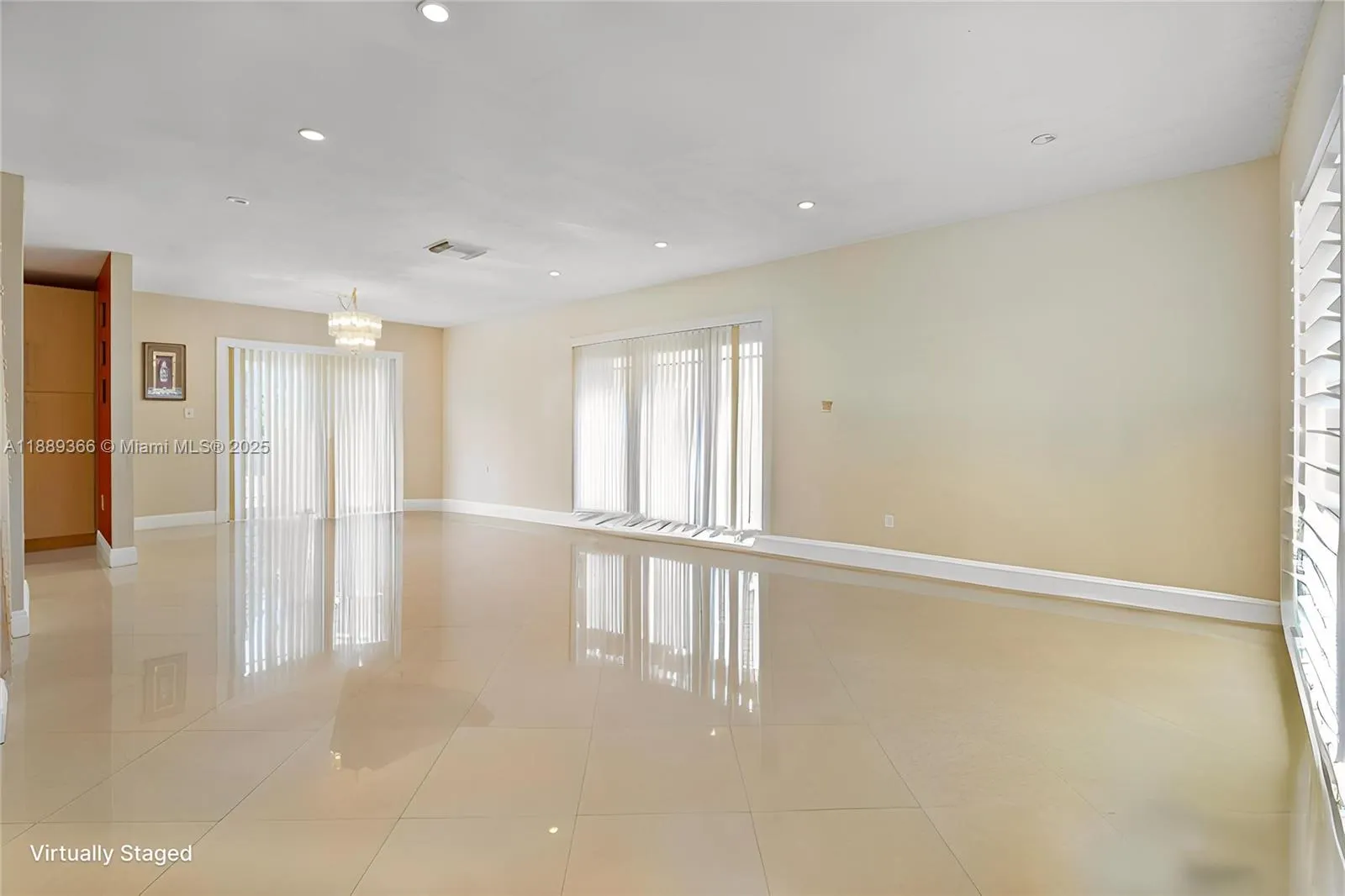 10201 NW 57th Ter