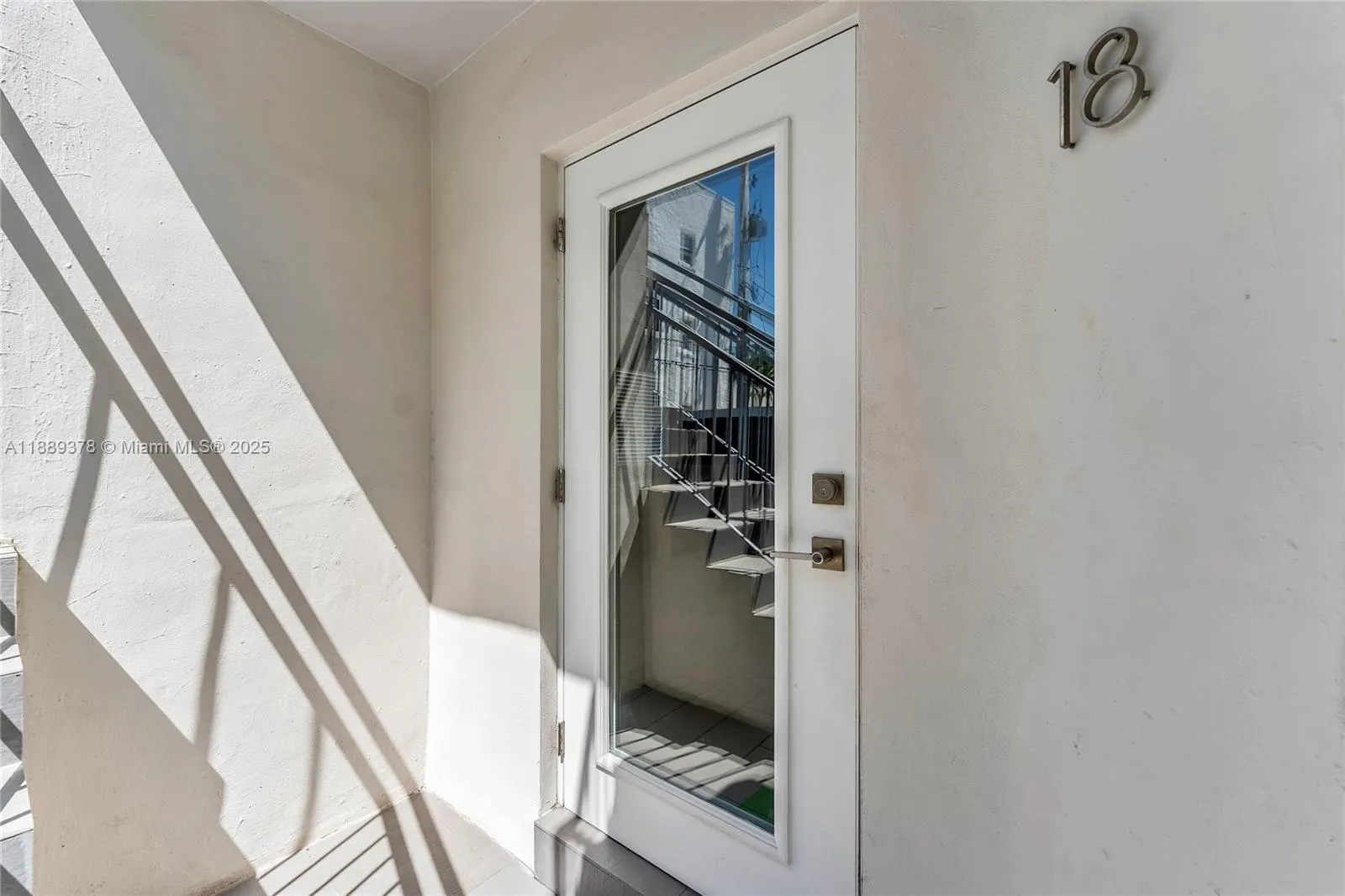 740 Meridian Ave, #18