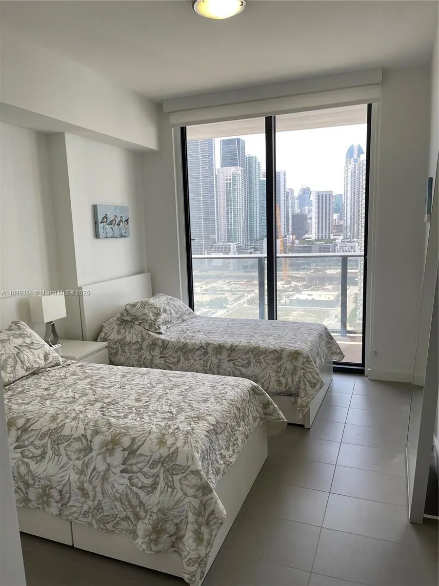 1600 NE 1st, #2109
