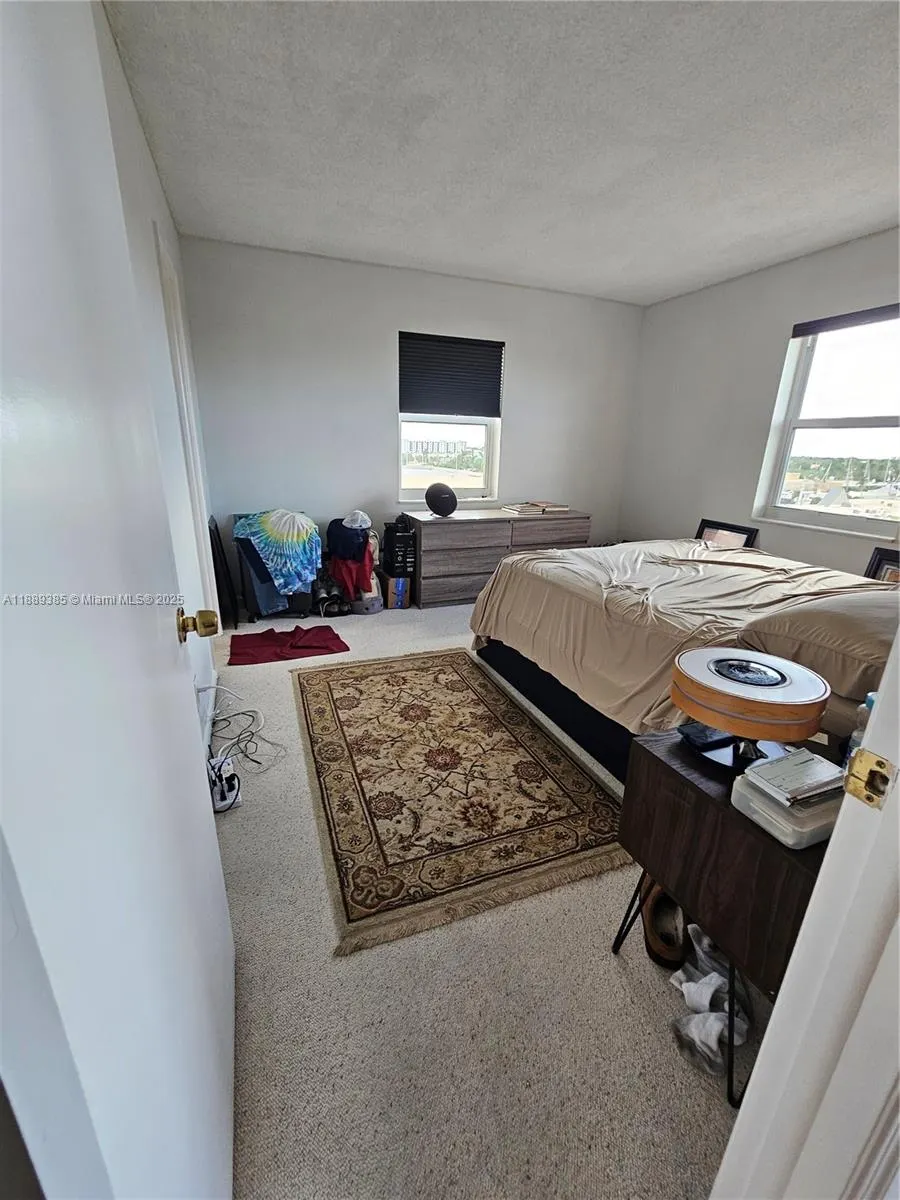 900 NE 18th Ave, #709