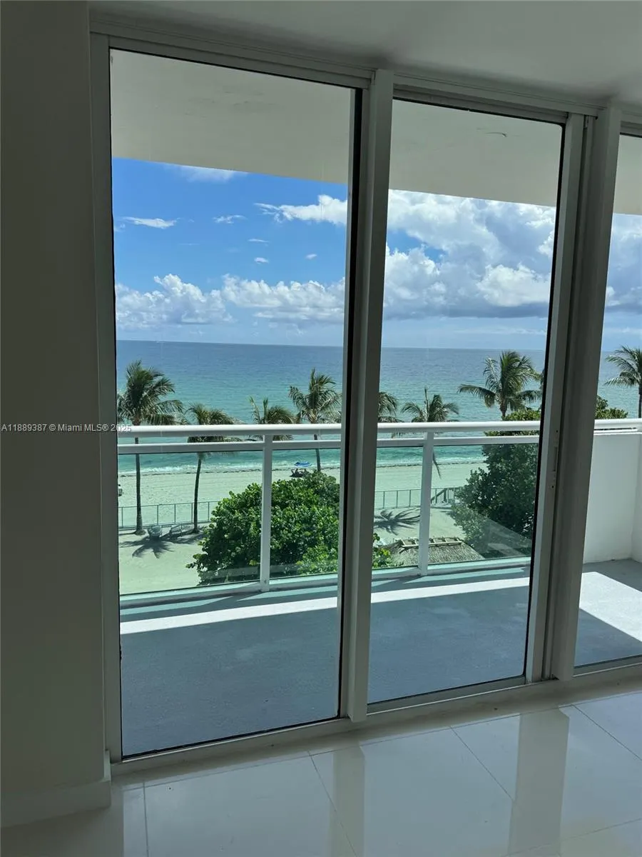 3001 S Ocean Dr, #511