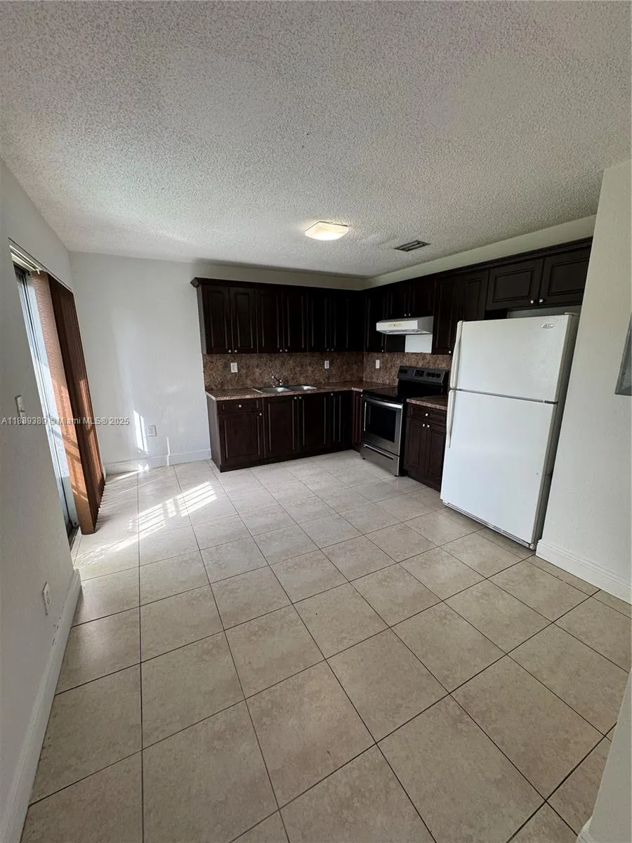 757 NW 95th Ter, #757