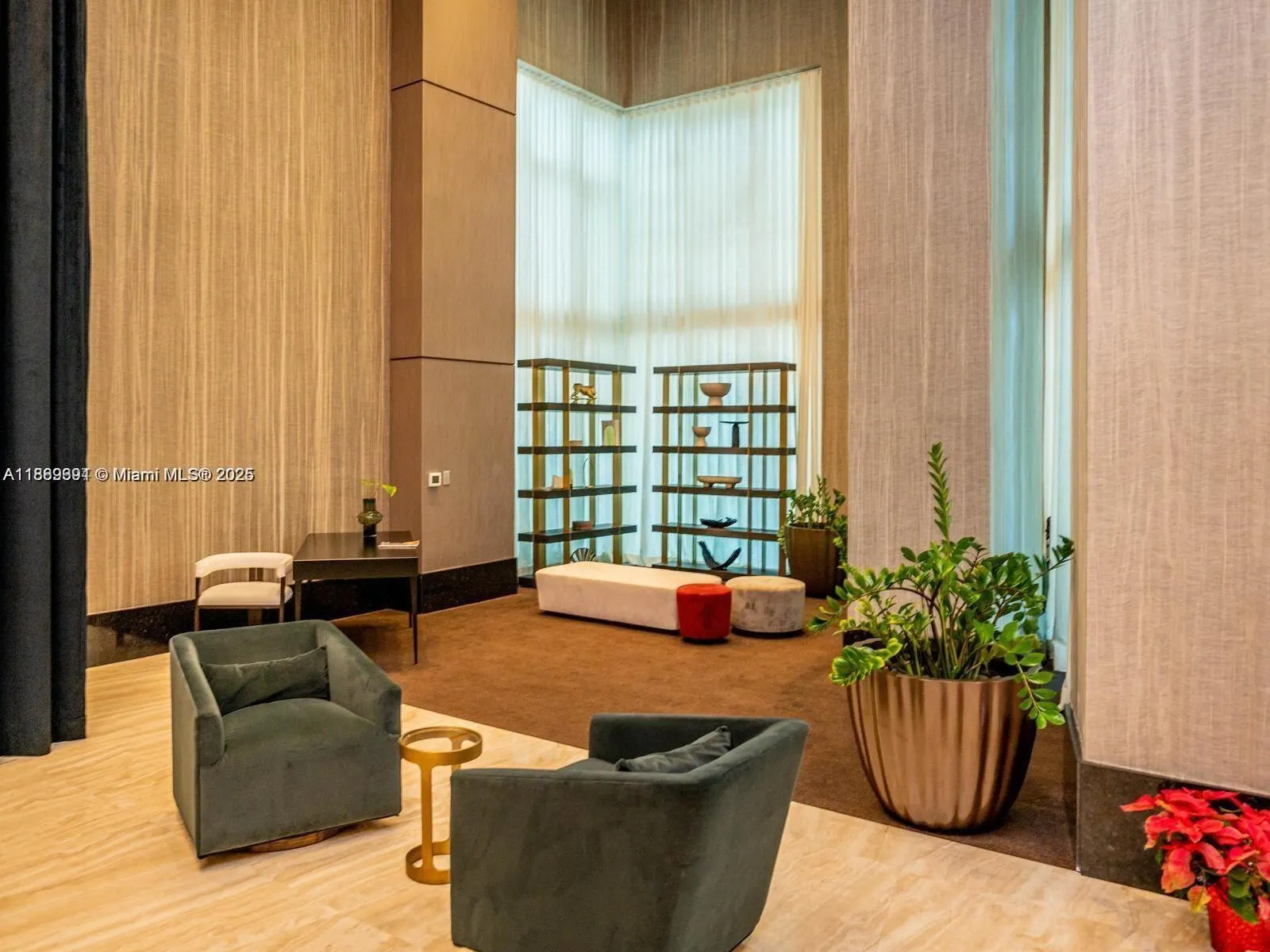 950 Brickell Bay Dr, #5209