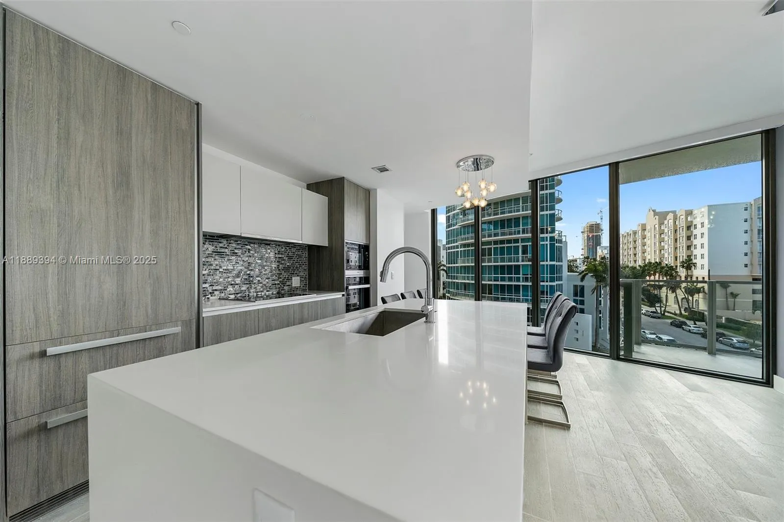 2900 NE 7th Ave, #301