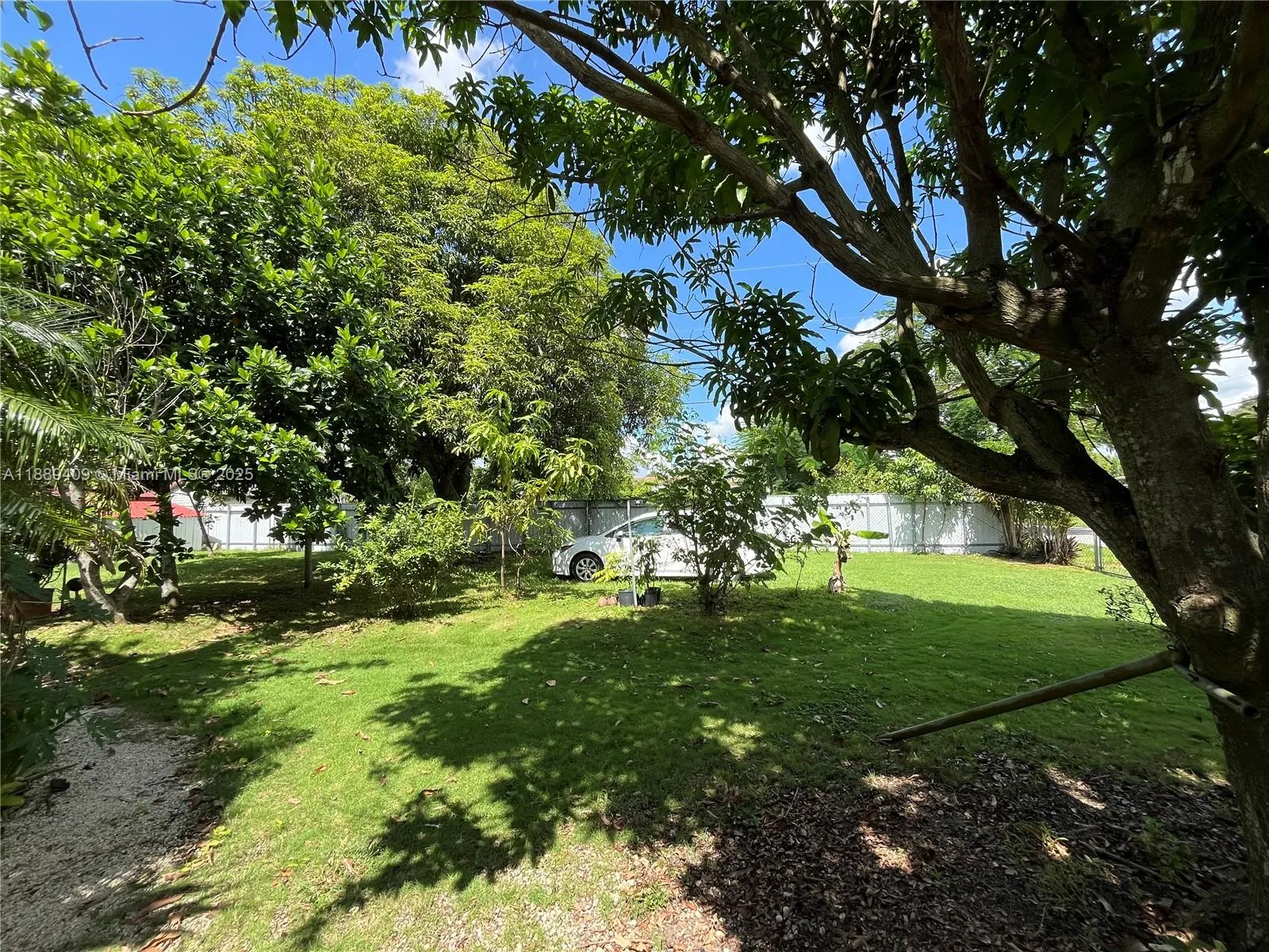 801 NW 12th St