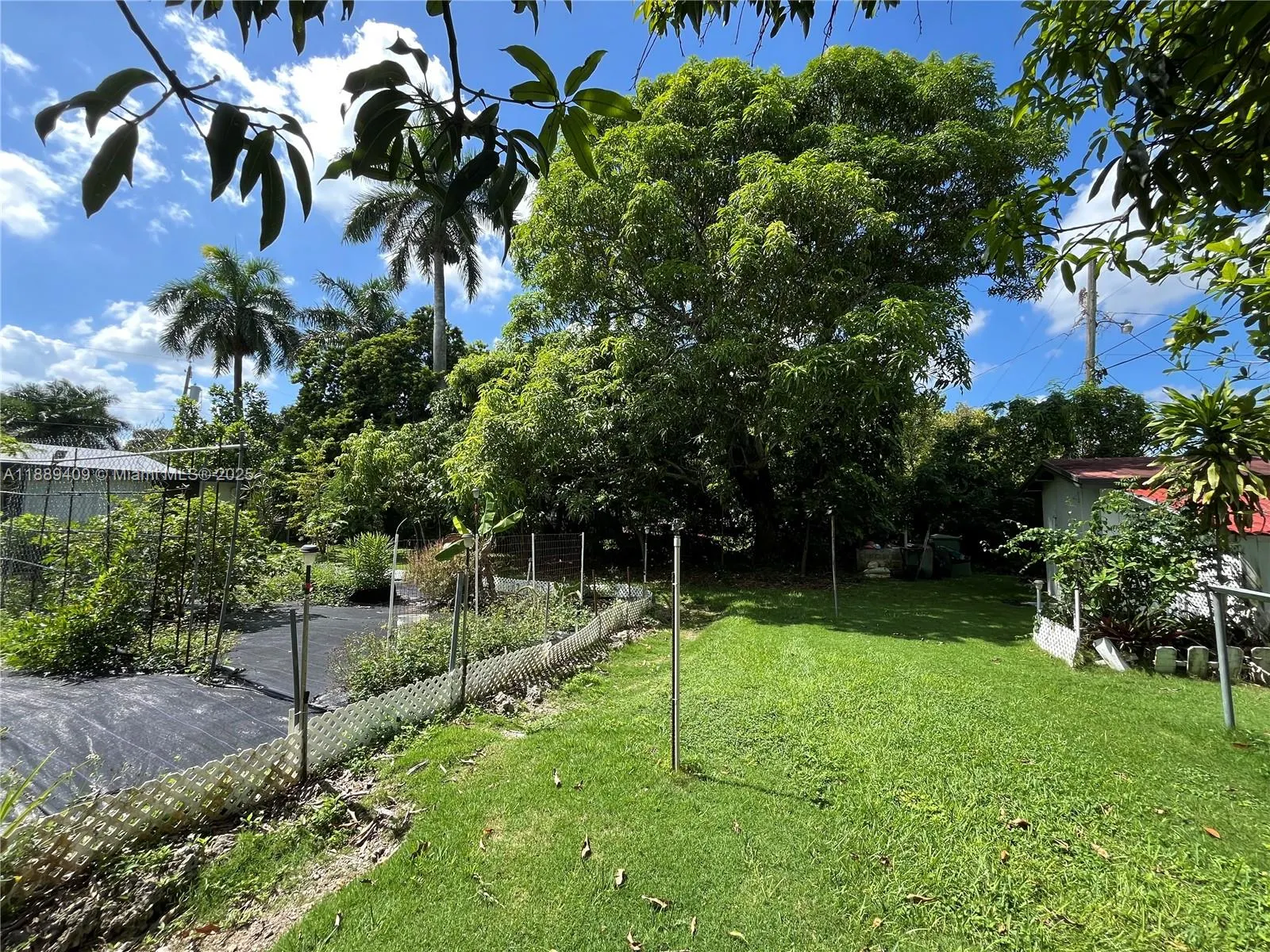 801 NW 12th St