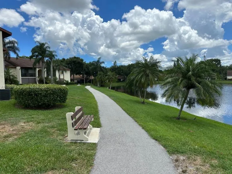 4709 Sable Pine Cir, #C1